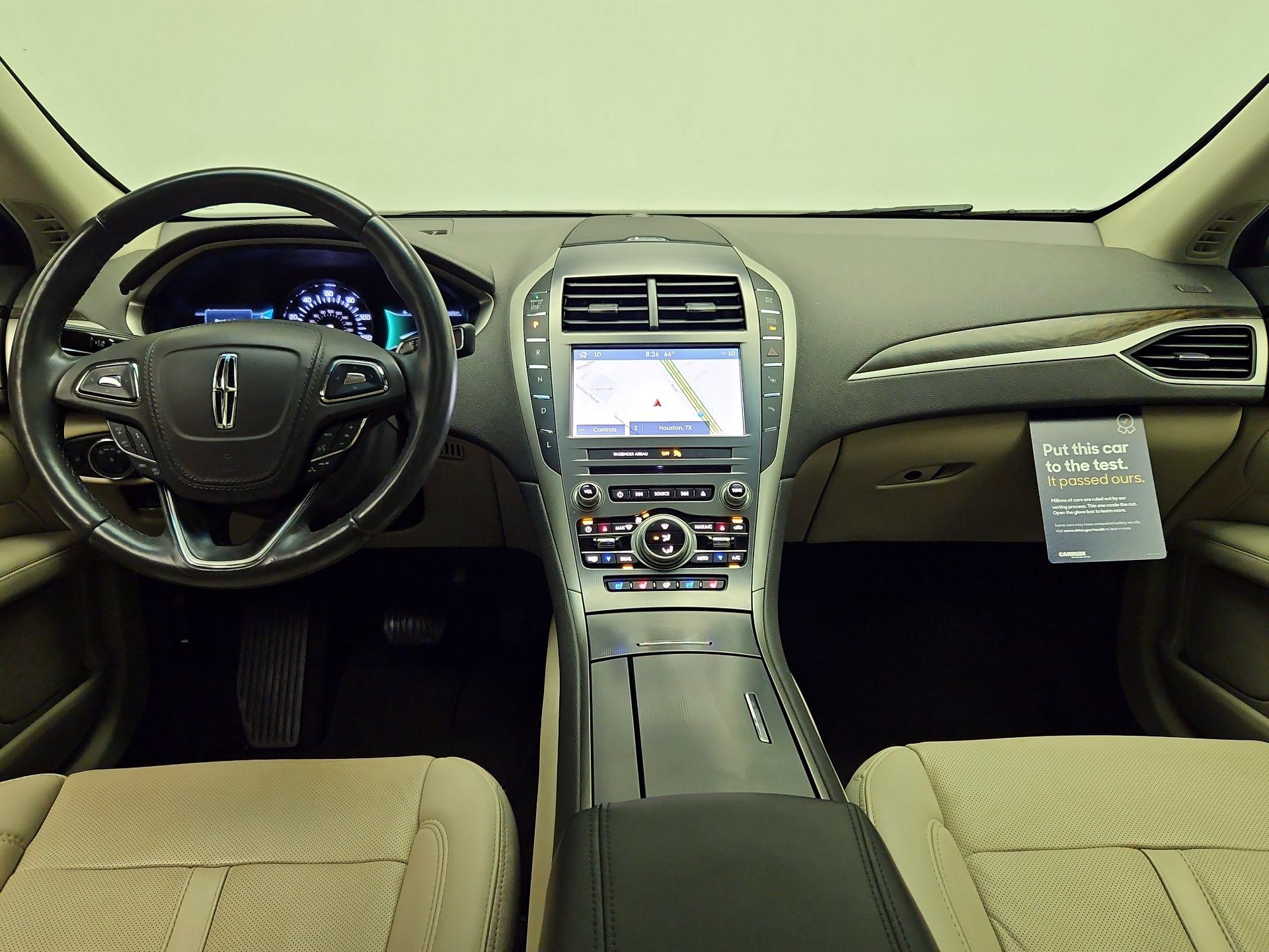 Thumbnail: 2019 Lincoln MKZ - 9