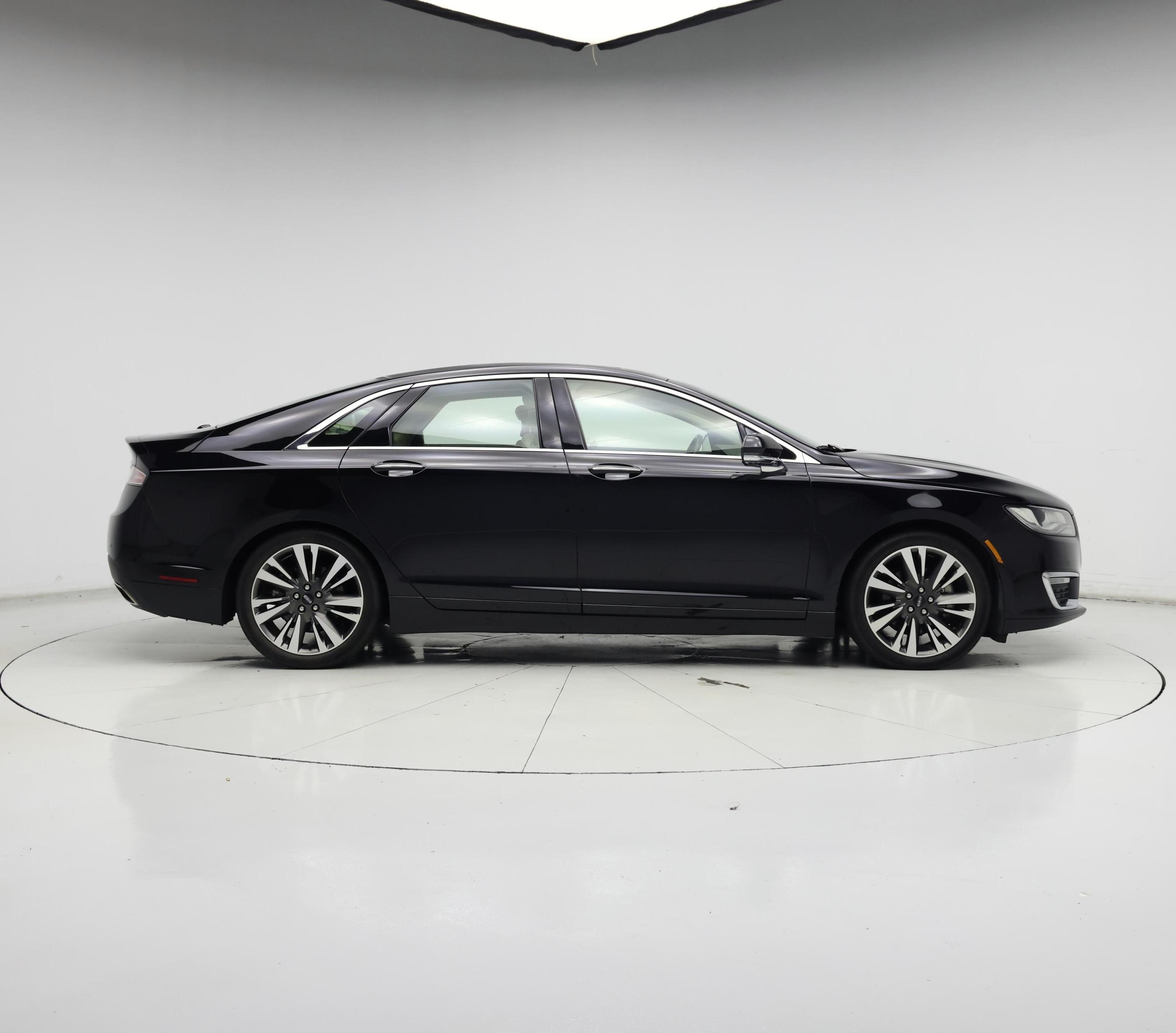 Thumbnail: 2019 Lincoln MKZ - 7