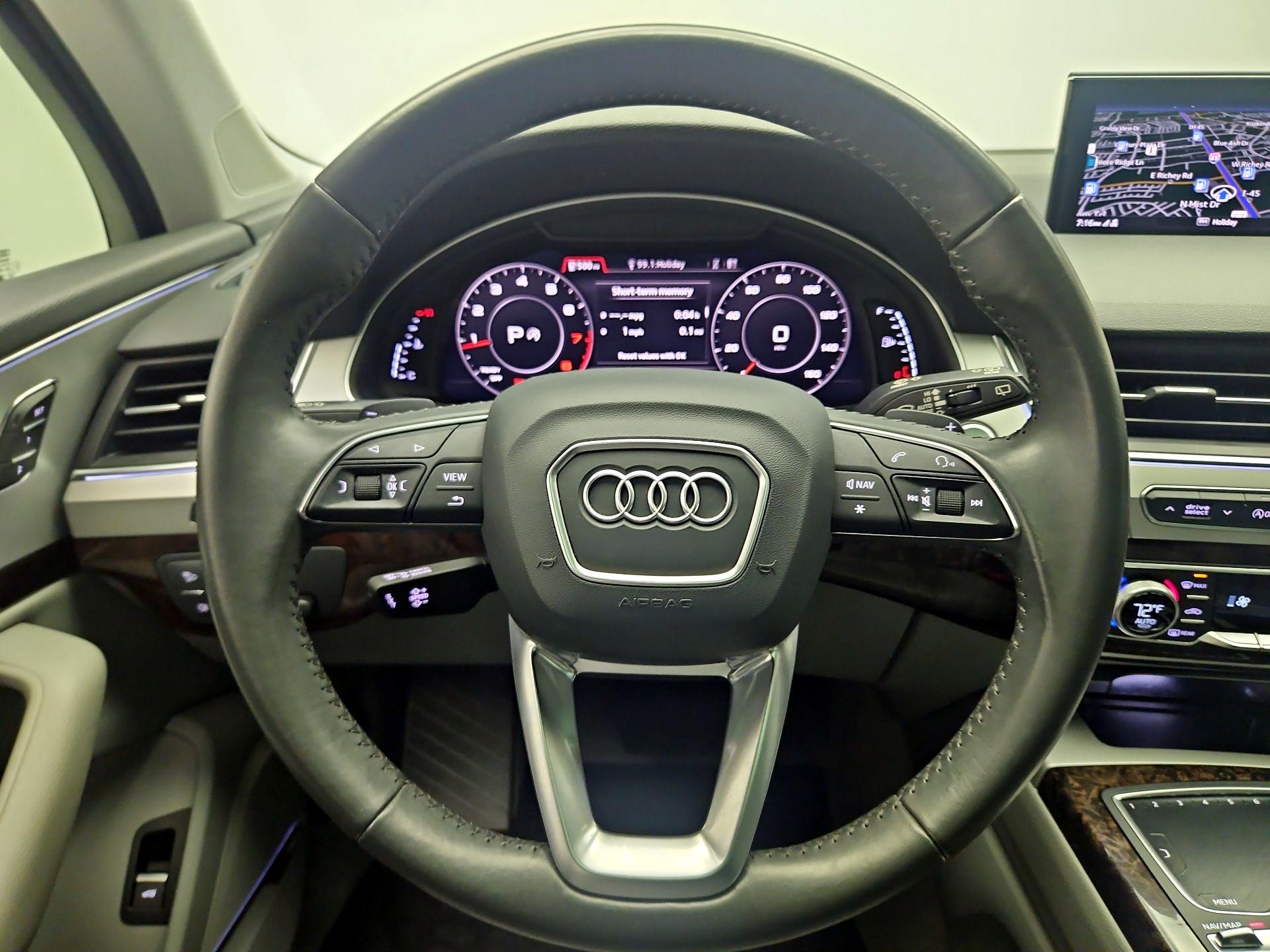 Thumbnail: 2019 Audi Q7 - 10