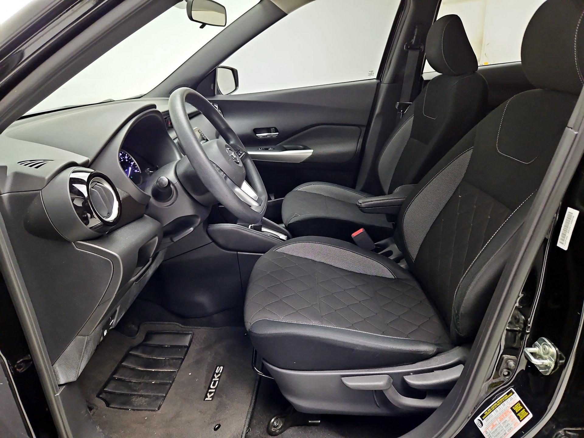 Thumbnail: 2020 Nissan Kicks - 11