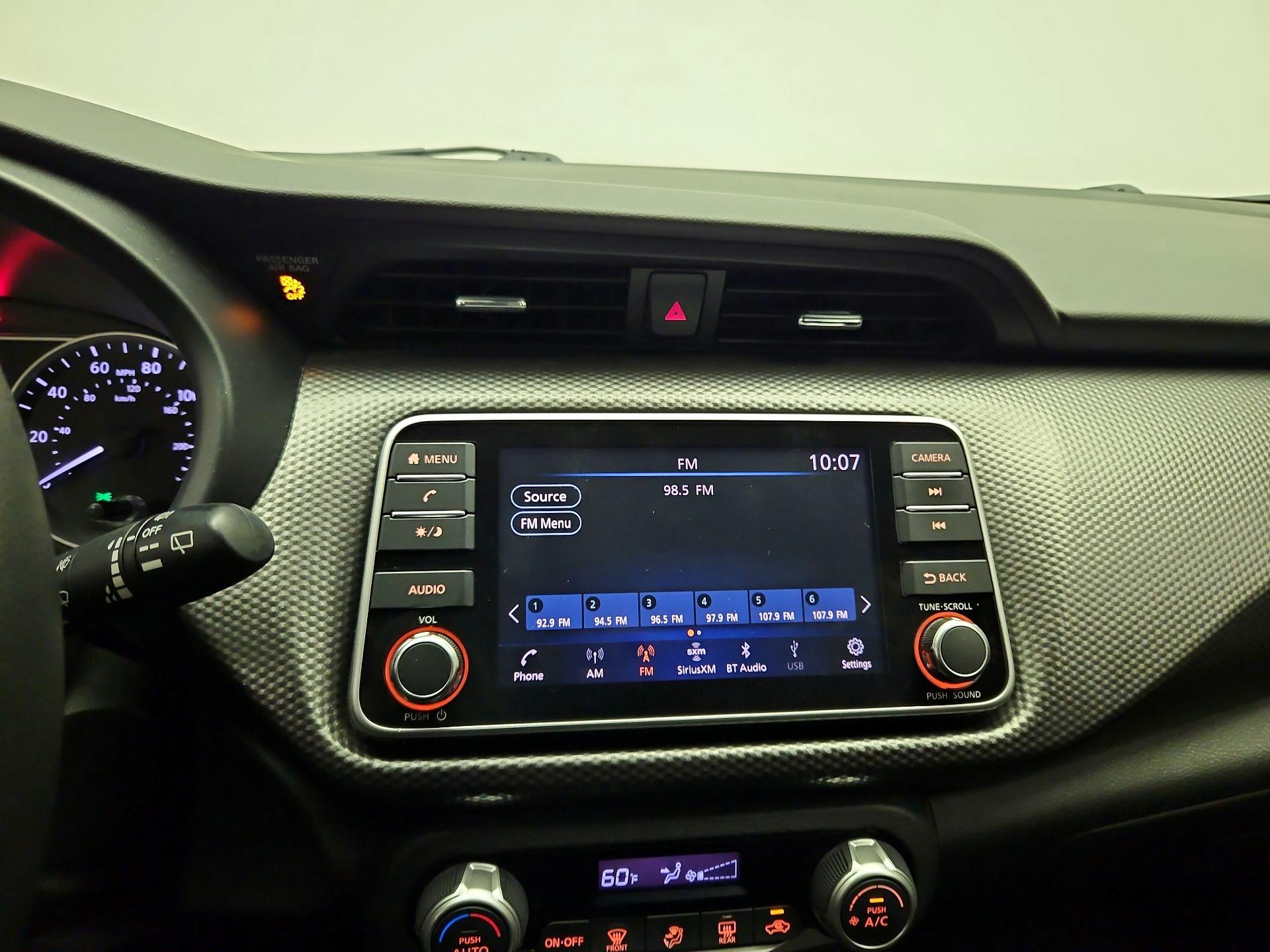 Thumbnail: 2020 Nissan Kicks - 14