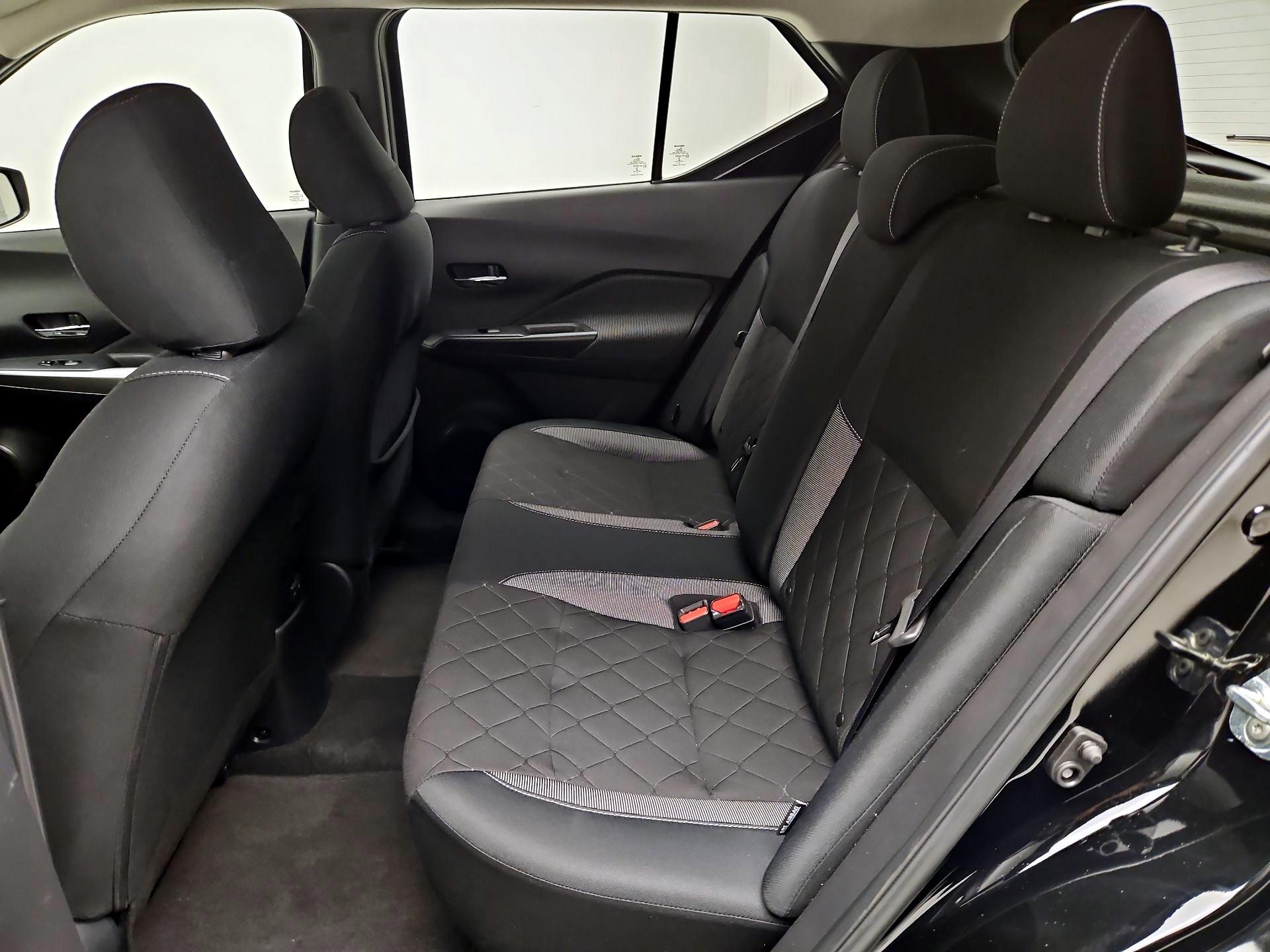 Thumbnail: 2020 Nissan Kicks - 17