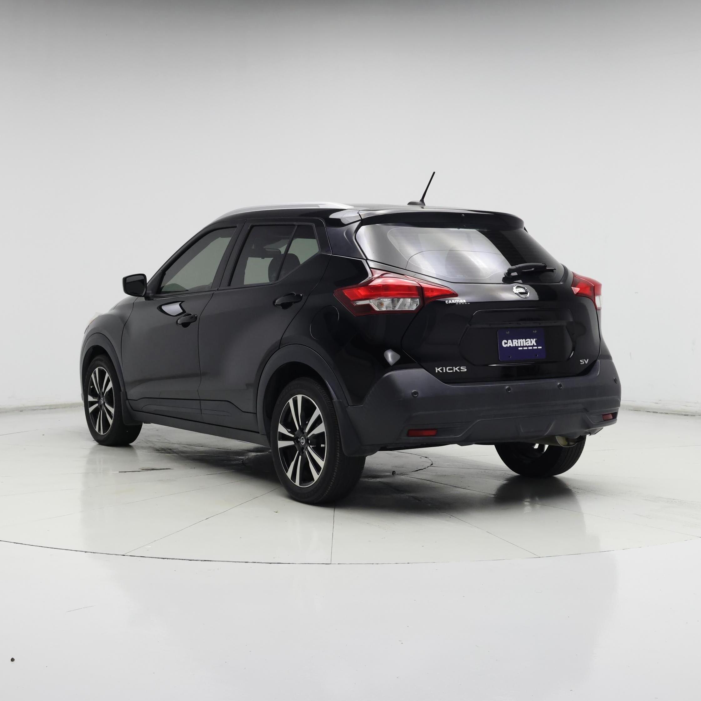 Thumbnail: 2020 Nissan Kicks - 2