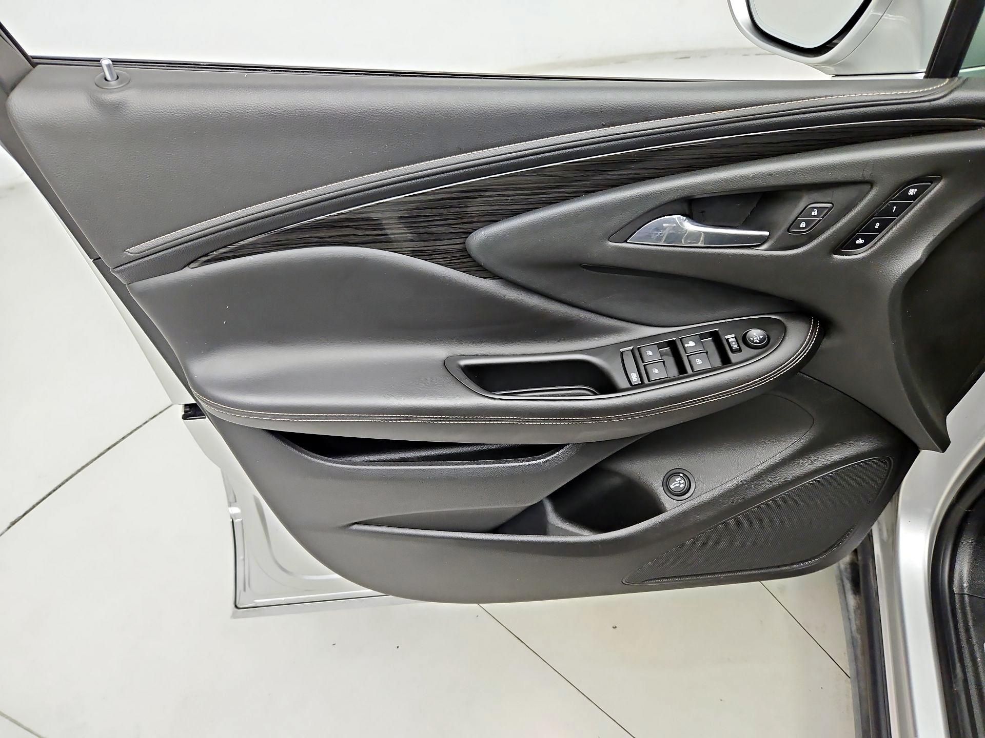 Thumbnail: 2018 Buick Envision - 12