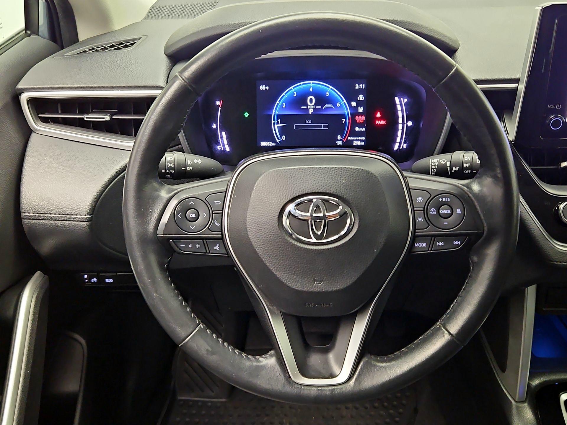 Thumbnail: 2023 Toyota Corolla Cross - 10