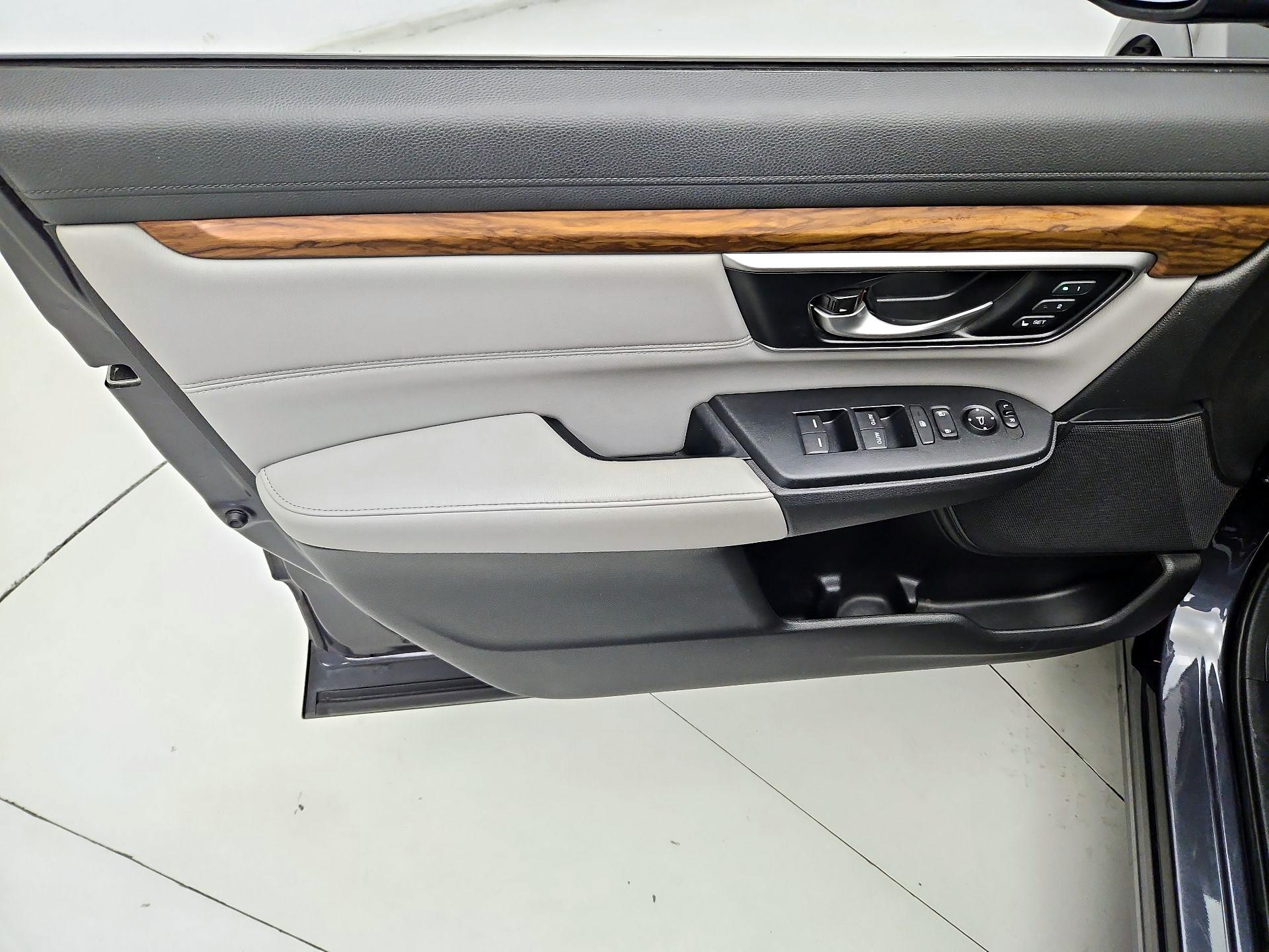 Thumbnail: 2019 Honda CR-V - 12