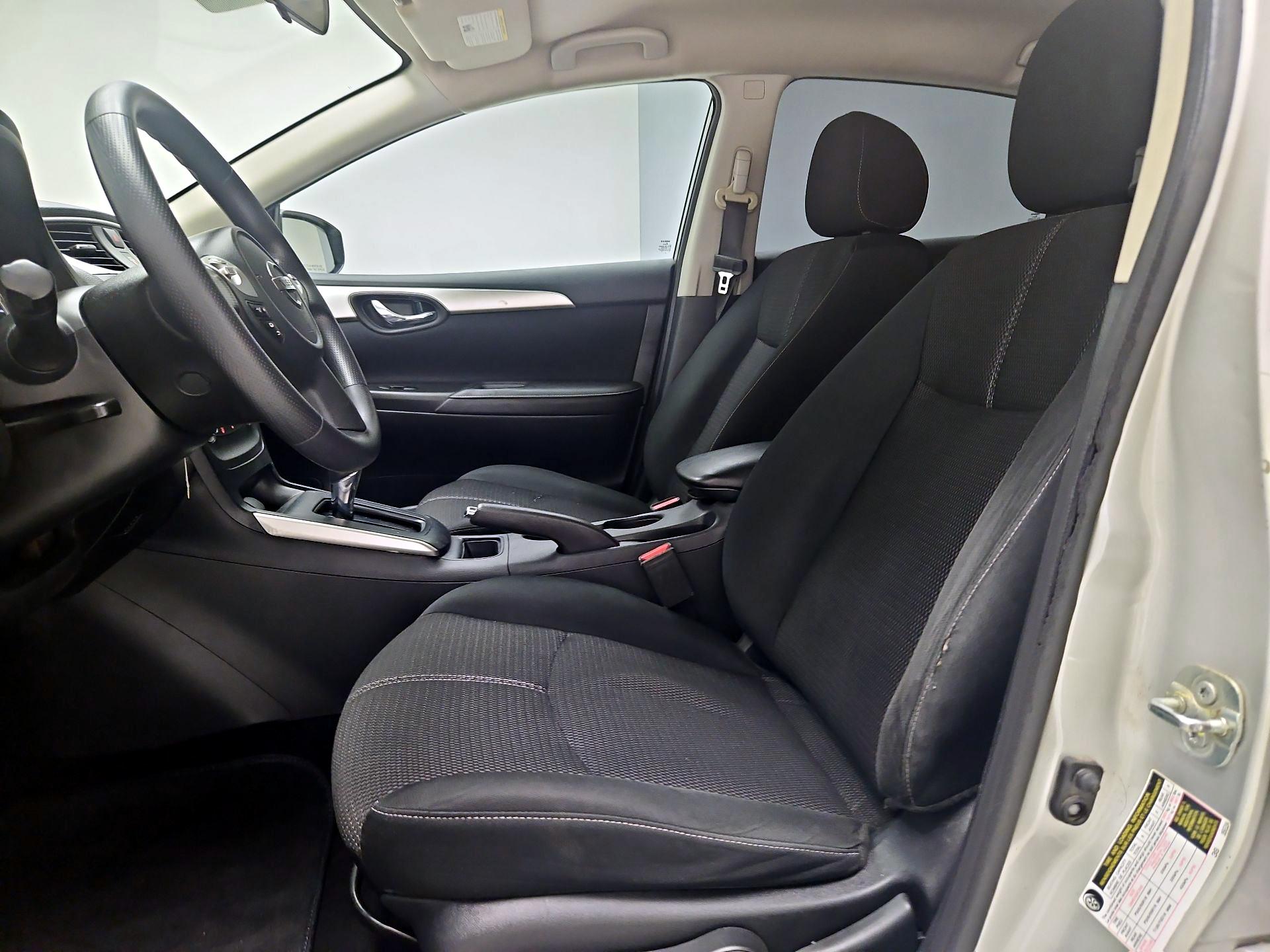 Thumbnail: 2018 Nissan Sentra - 11