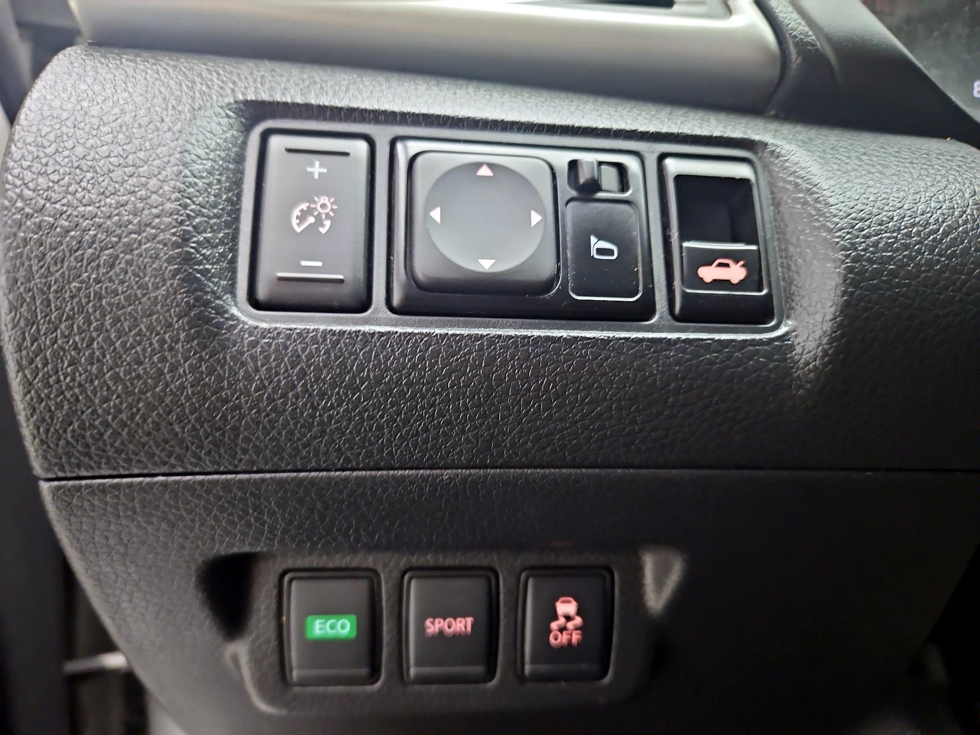 Thumbnail: 2018 Nissan Sentra - 13