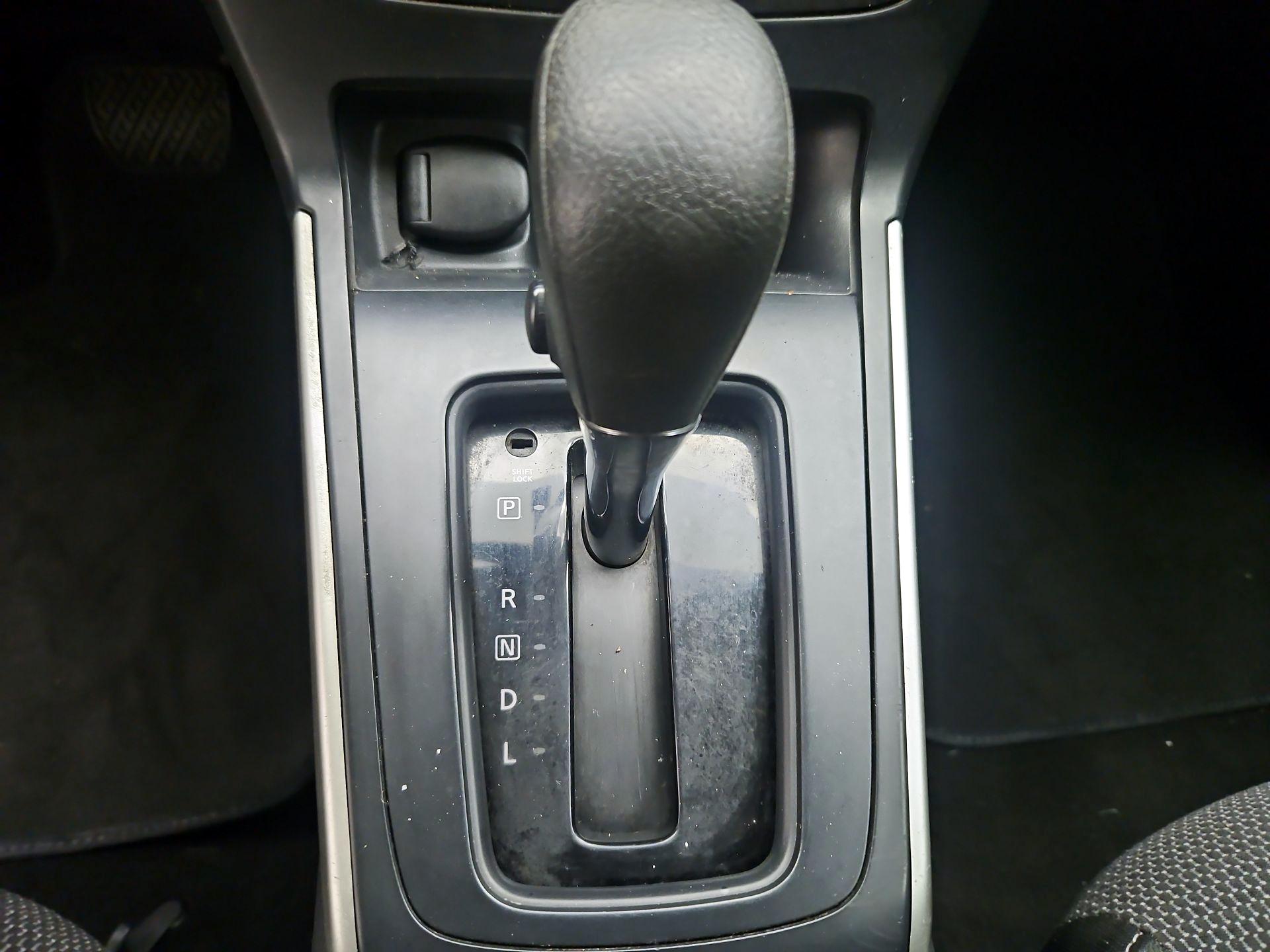 Thumbnail: 2018 Nissan Sentra - 17