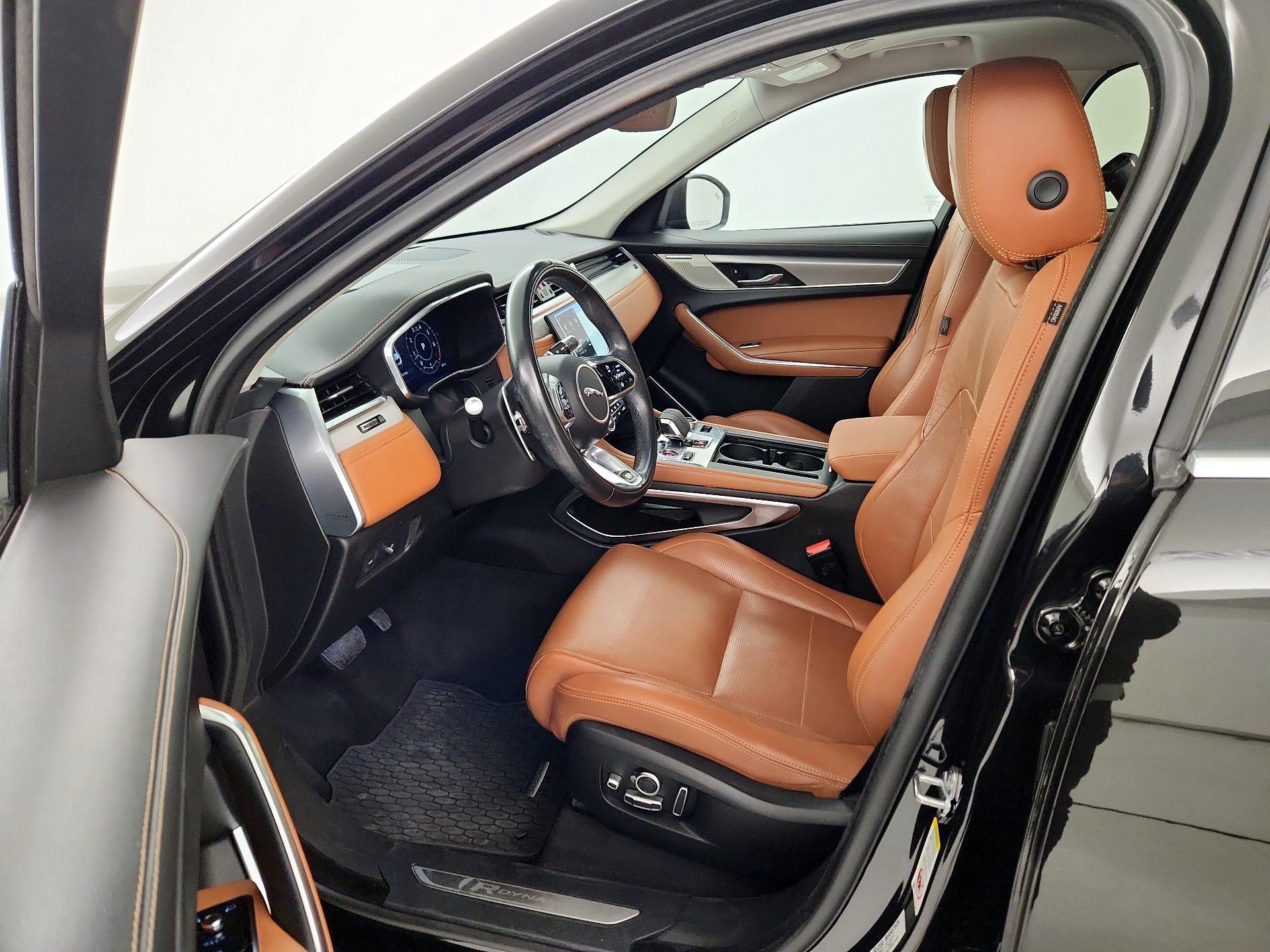 Thumbnail: 2021 Jaguar F-Pace - 11