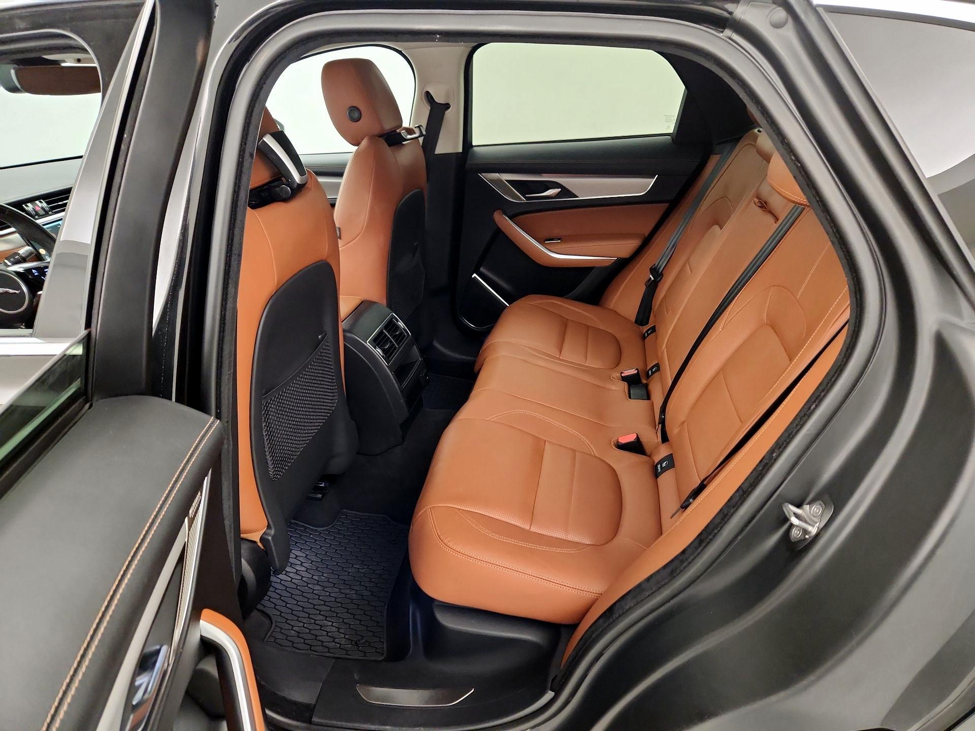 Thumbnail: 2021 Jaguar F-Pace - 20