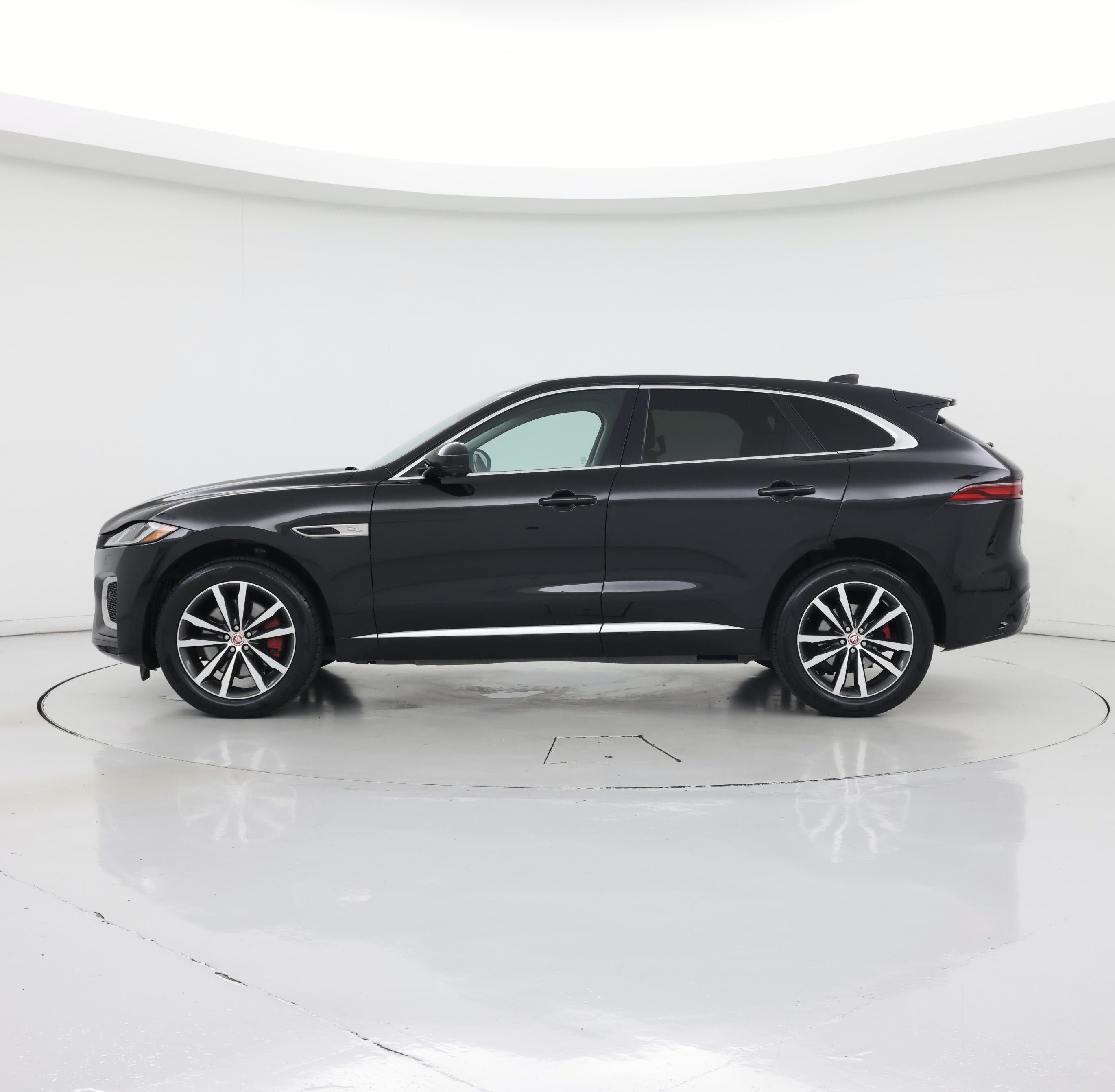 Thumbnail: 2021 Jaguar F-Pace - 3