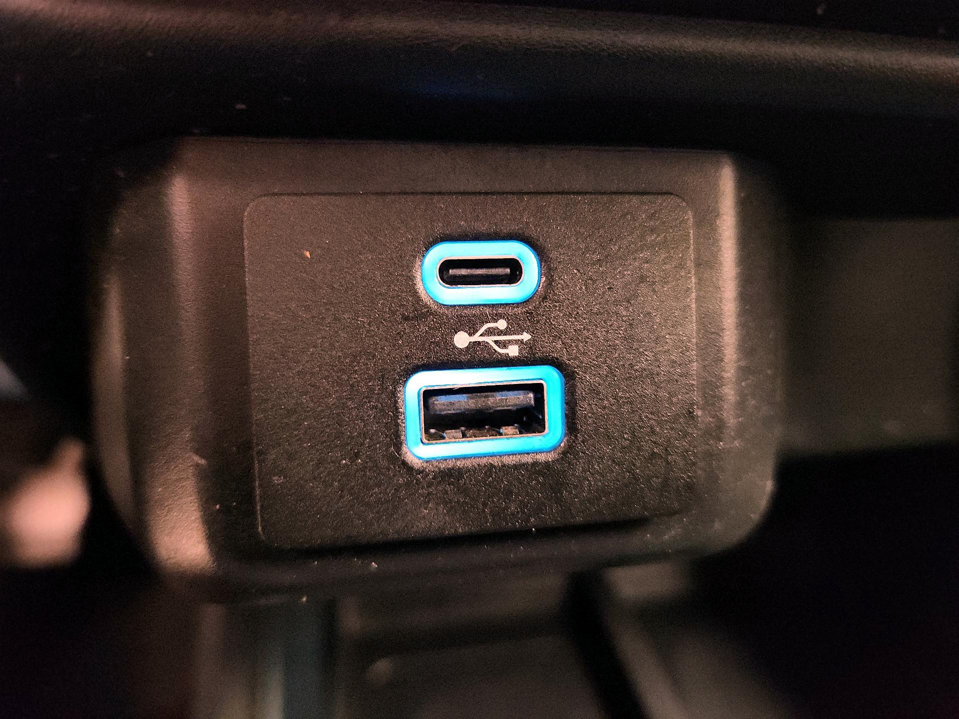 Thumbnail: 2022 Ford Maverick - 18