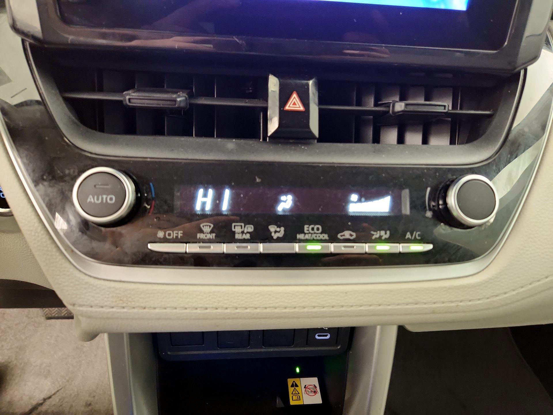 Thumbnail: 2023 Toyota Corolla Cross - 16