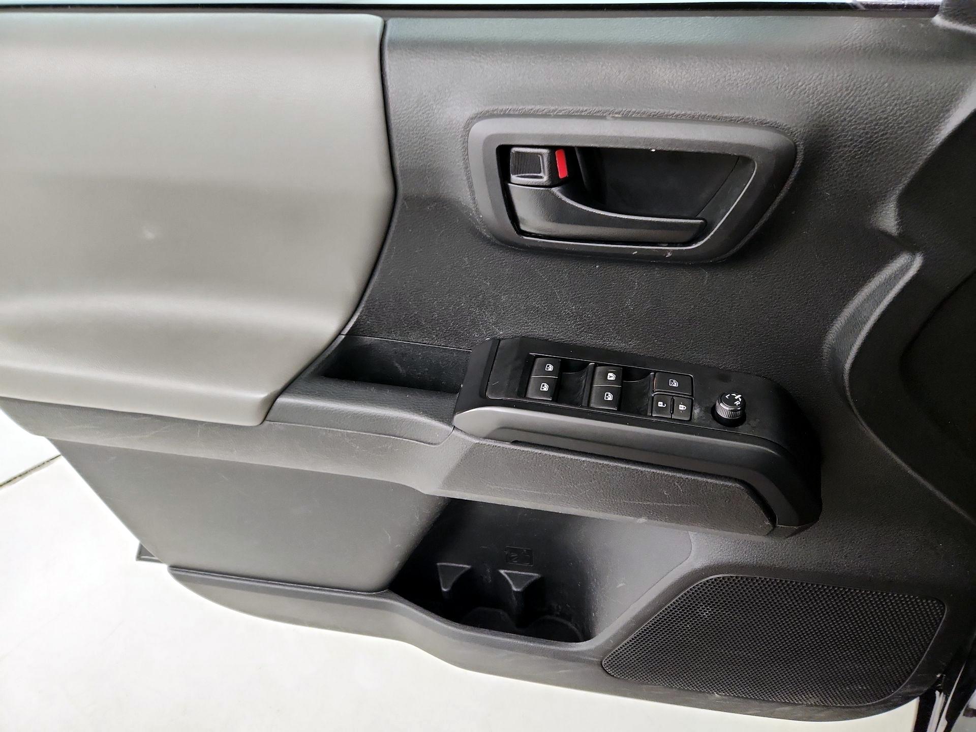 Thumbnail: 2023 Toyota Tacoma - 12