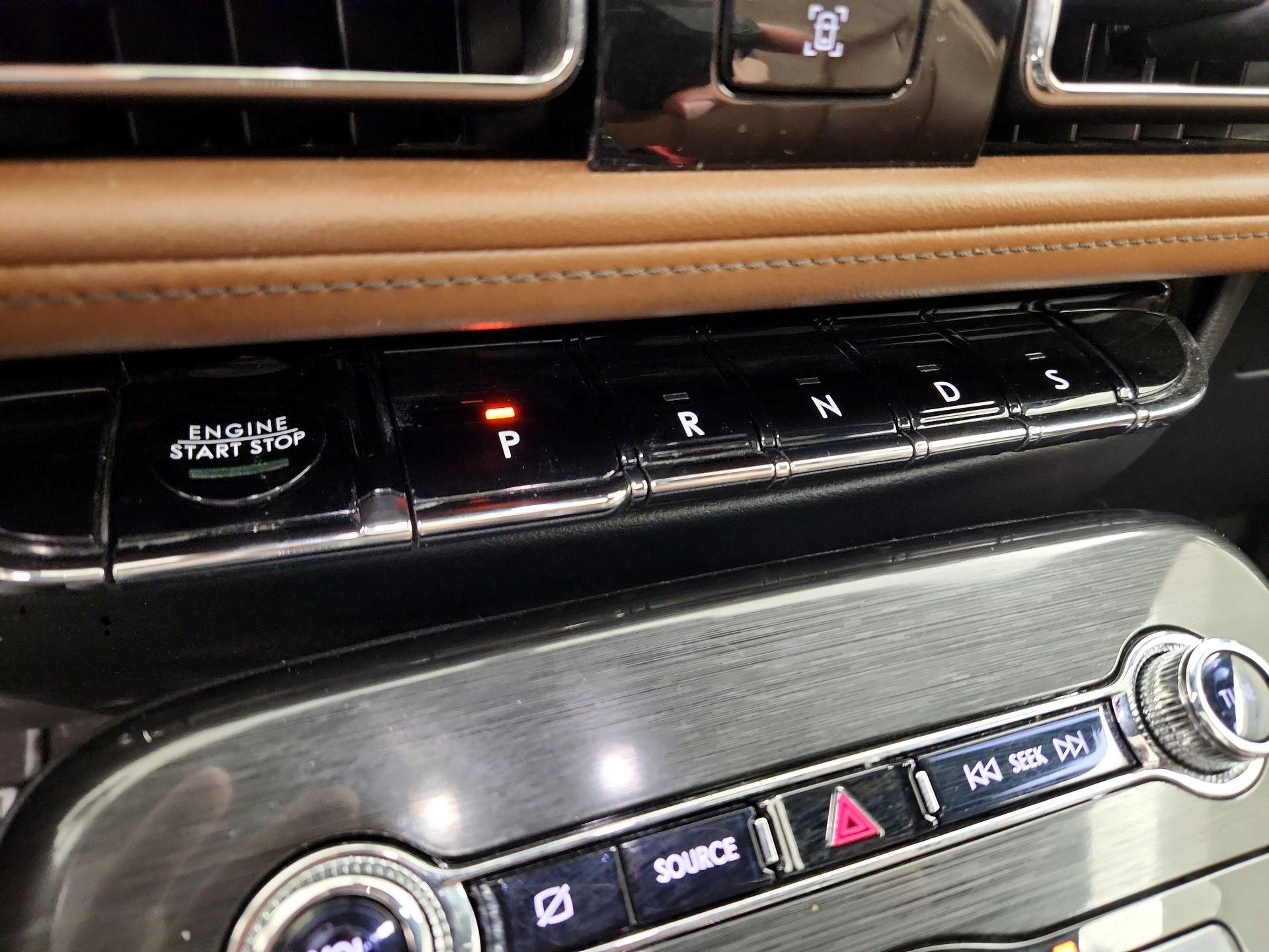 Thumbnail: 2021 Lincoln Nautilus - 18