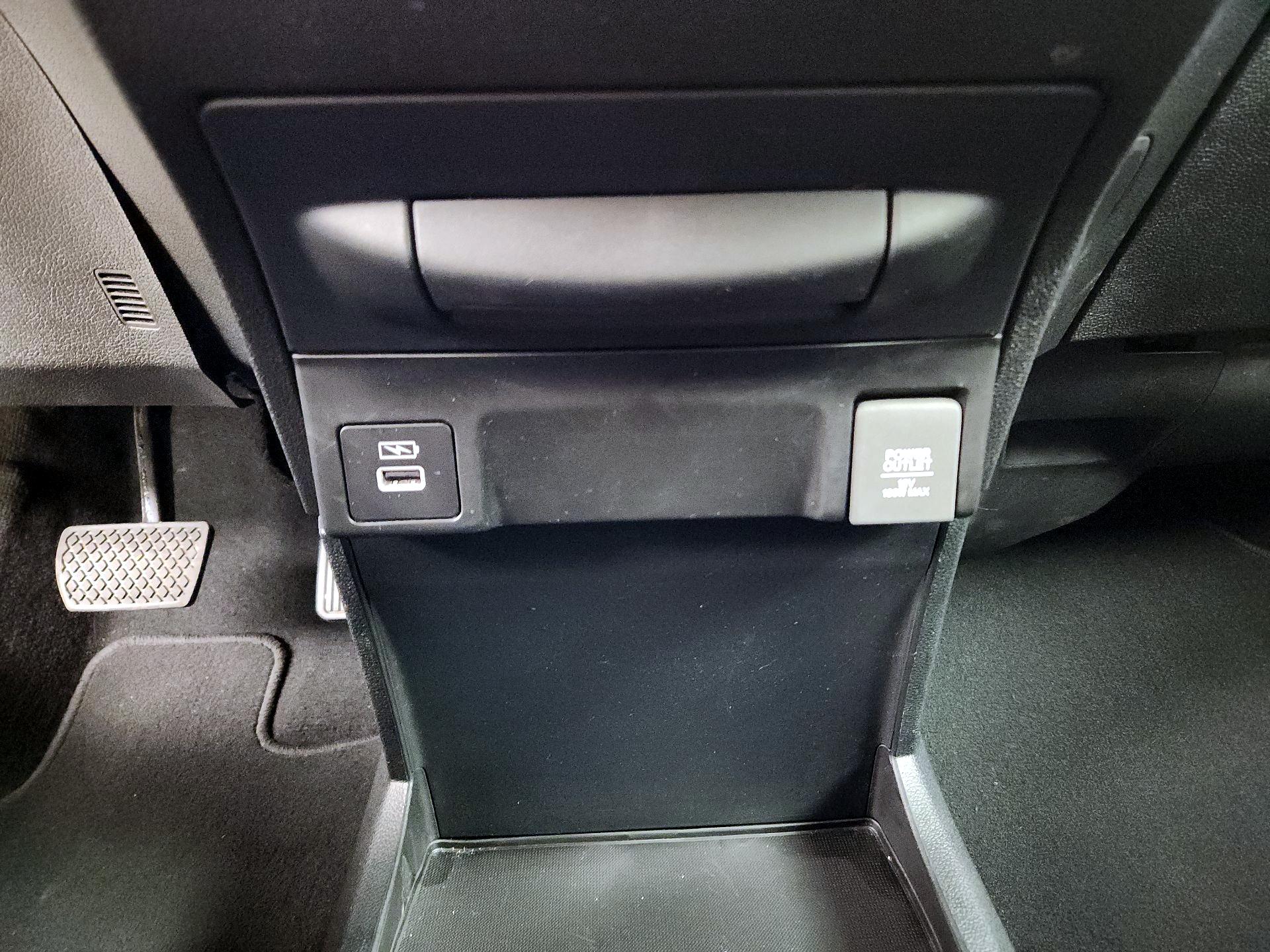 Thumbnail: 2023 Honda Odyssey - 18