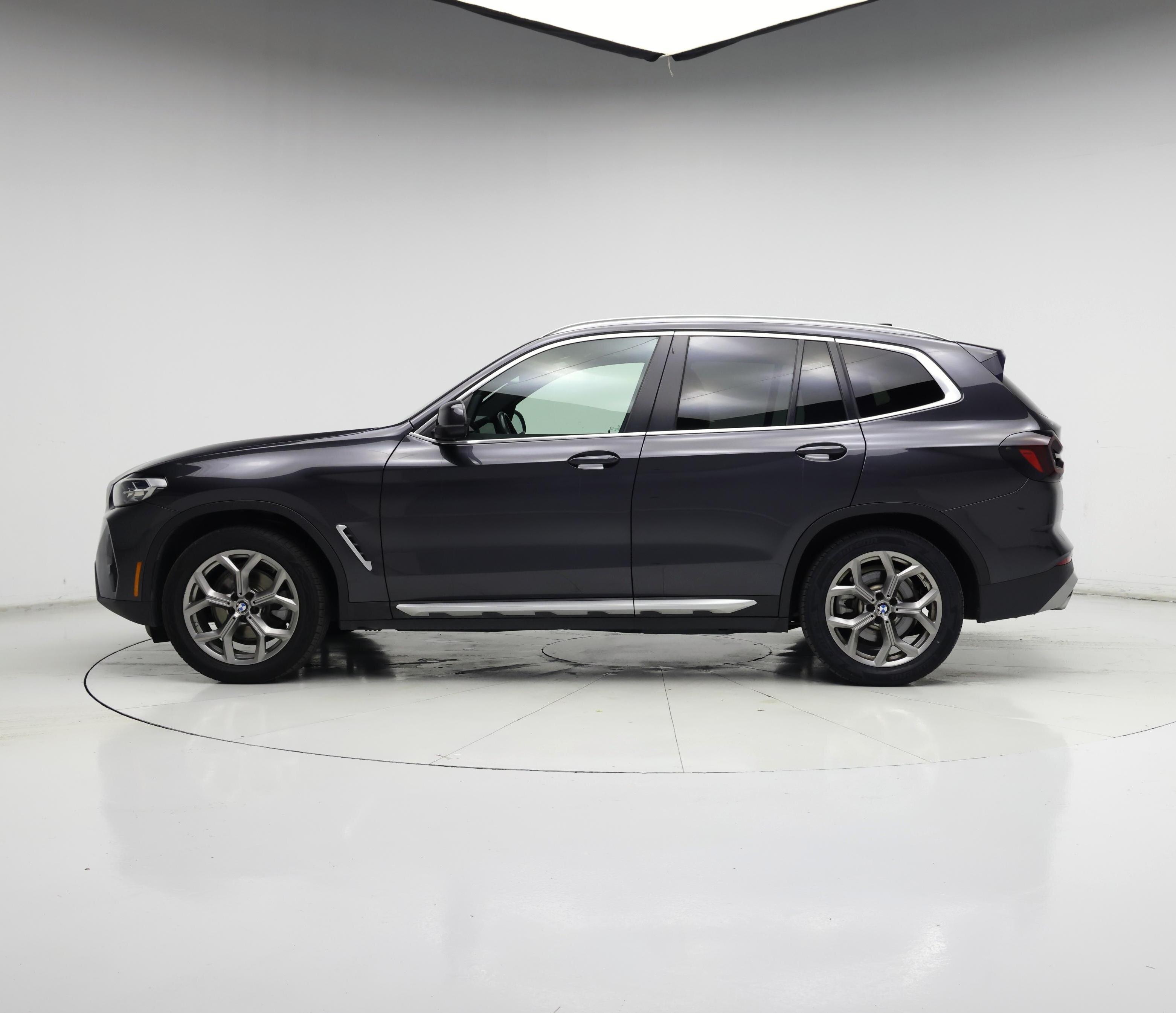 Thumbnail: 2022 BMW X3 - 3