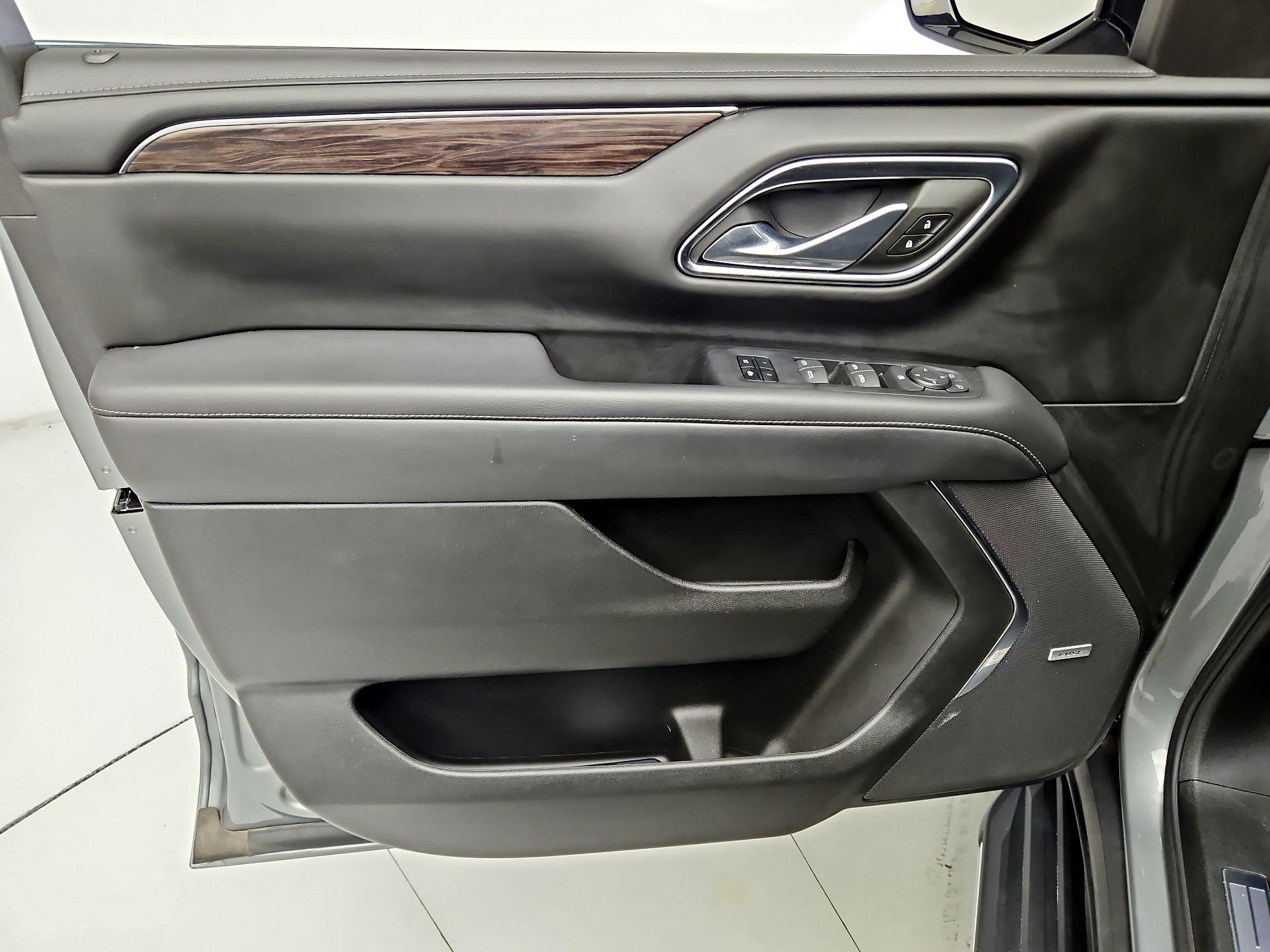 Thumbnail: 2023 Chevrolet Tahoe - 12