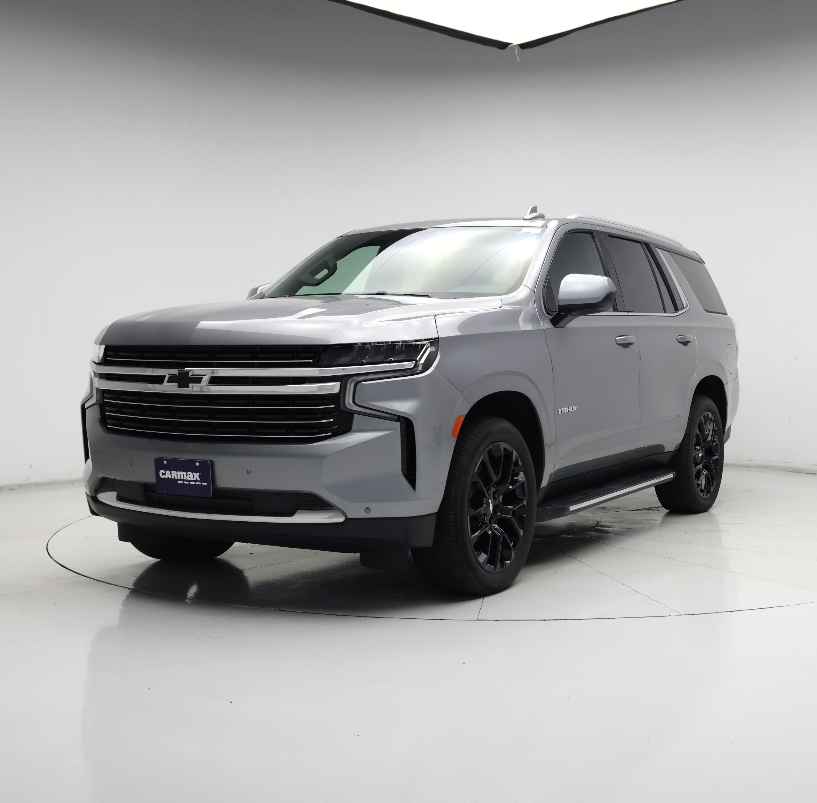 Thumbnail: 2023 Chevrolet Tahoe - 4