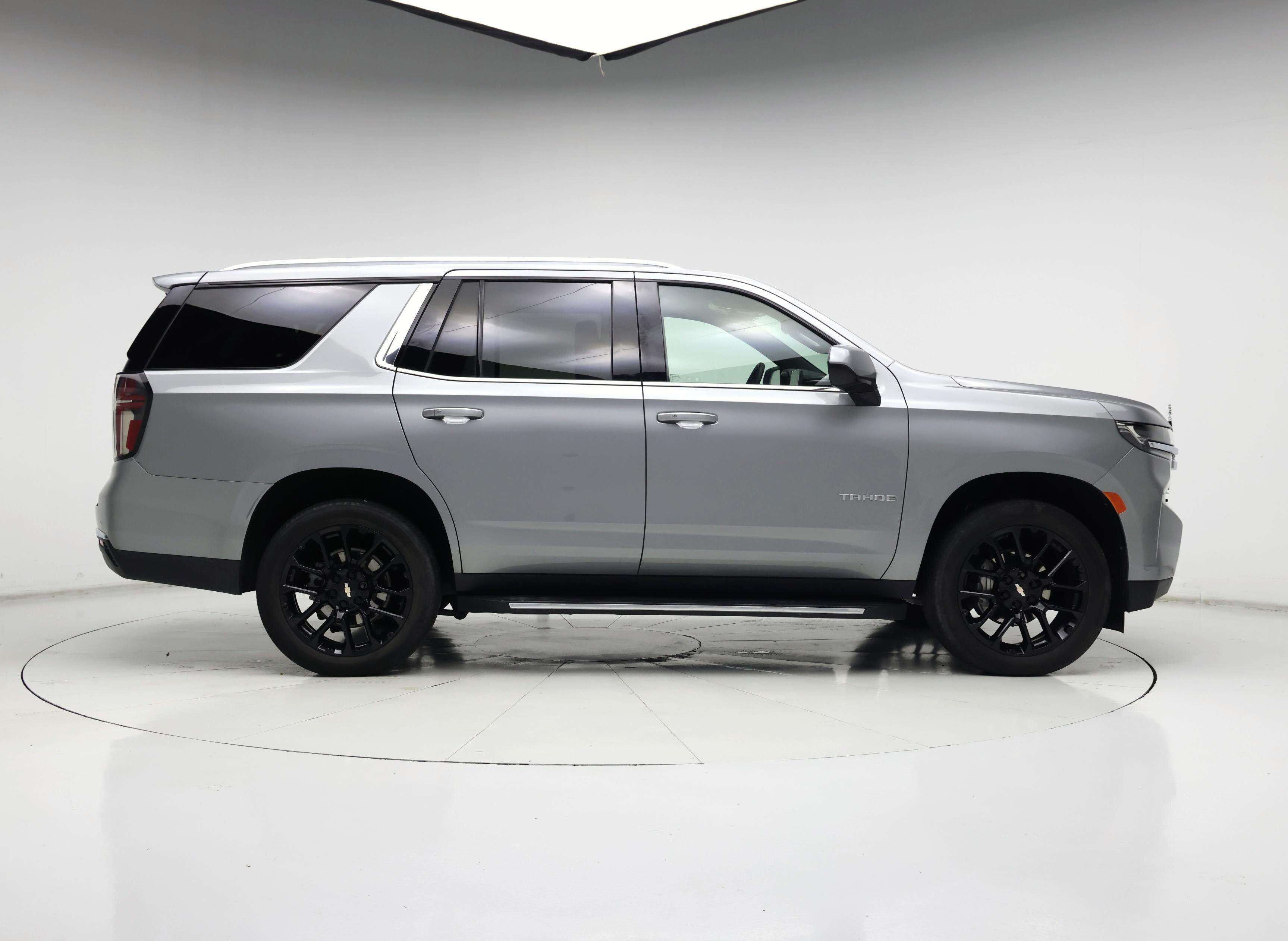 Thumbnail: 2023 Chevrolet Tahoe - 7