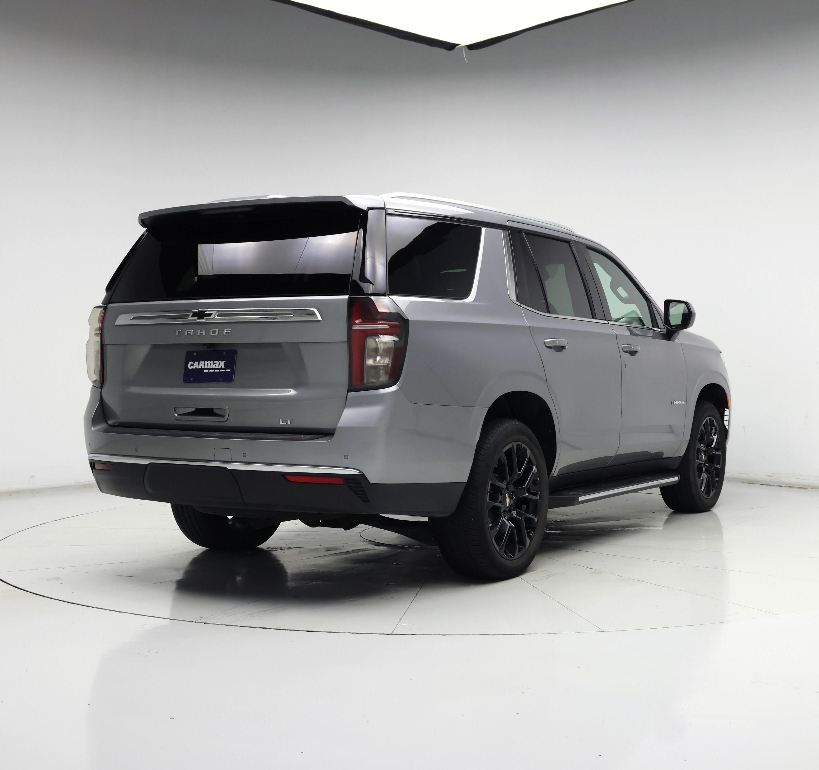 Thumbnail: 2023 Chevrolet Tahoe - 8