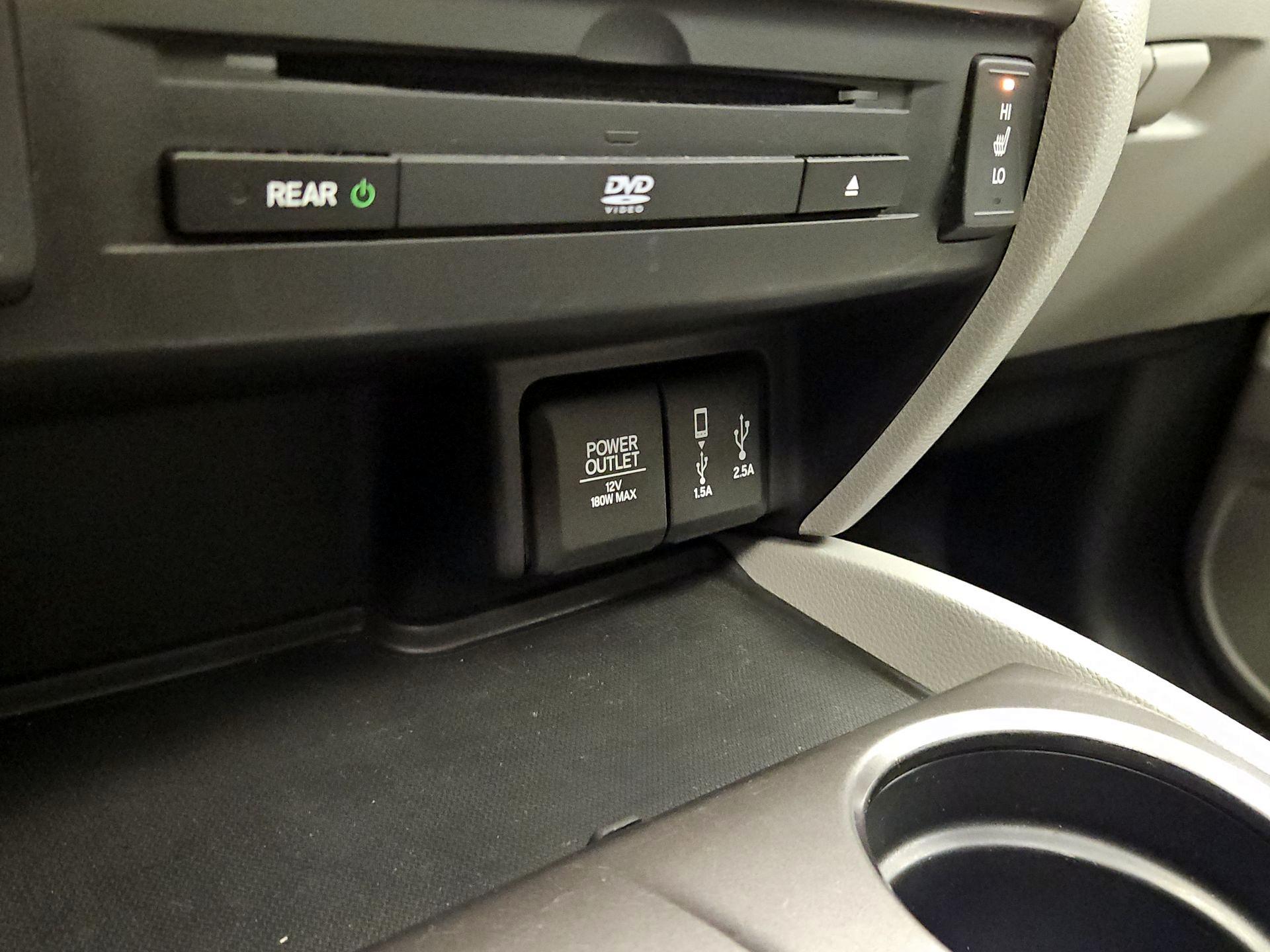 Thumbnail: 2017 Honda Pilot - 18