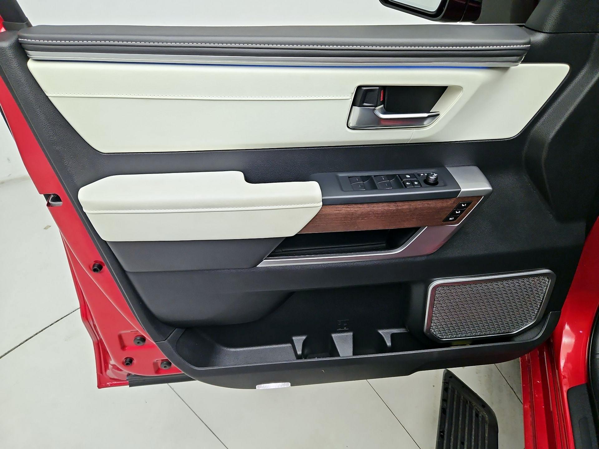 Thumbnail: 2023 Toyota Sequoia - 12