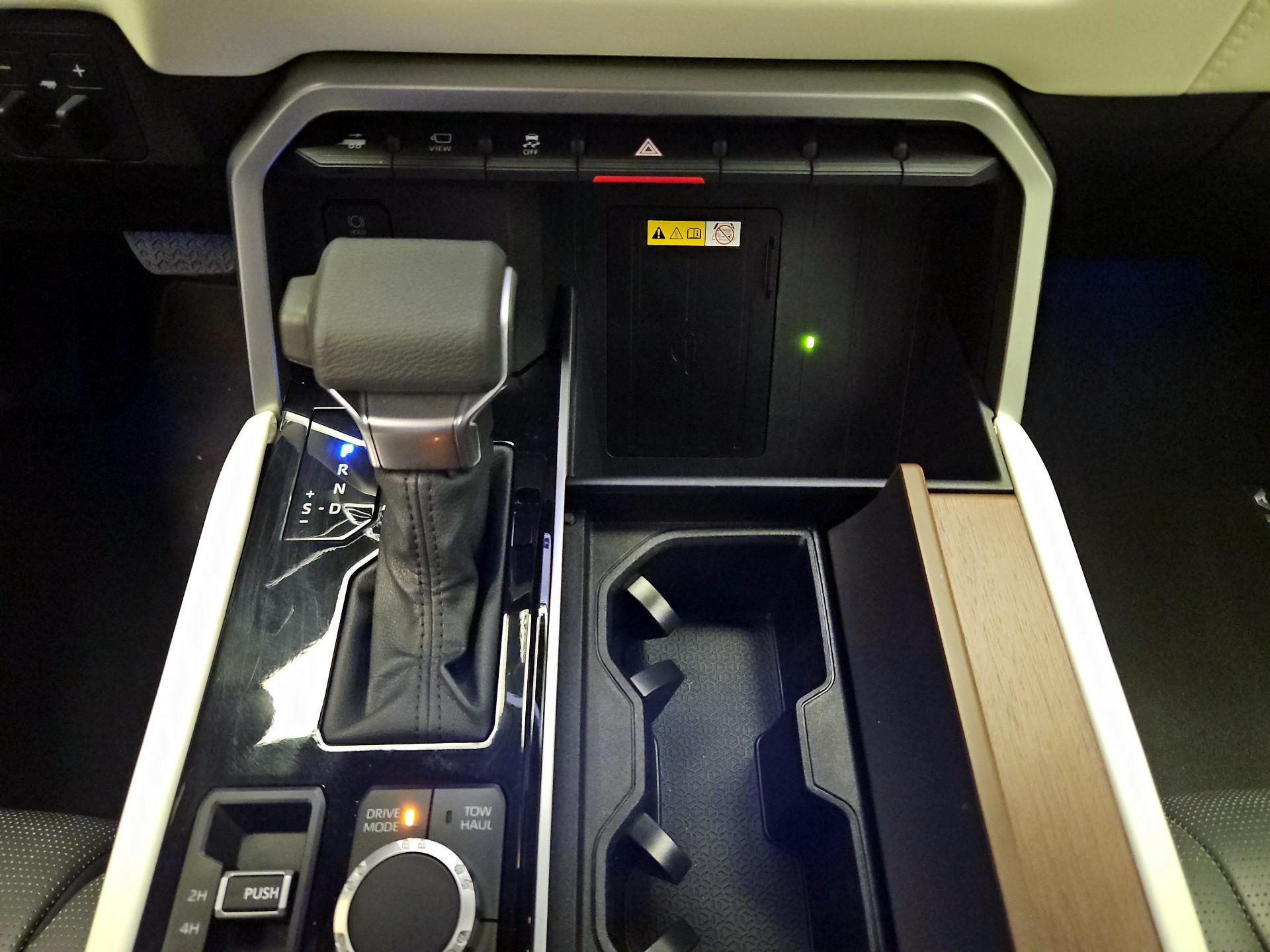 Thumbnail: 2023 Toyota Sequoia - 17