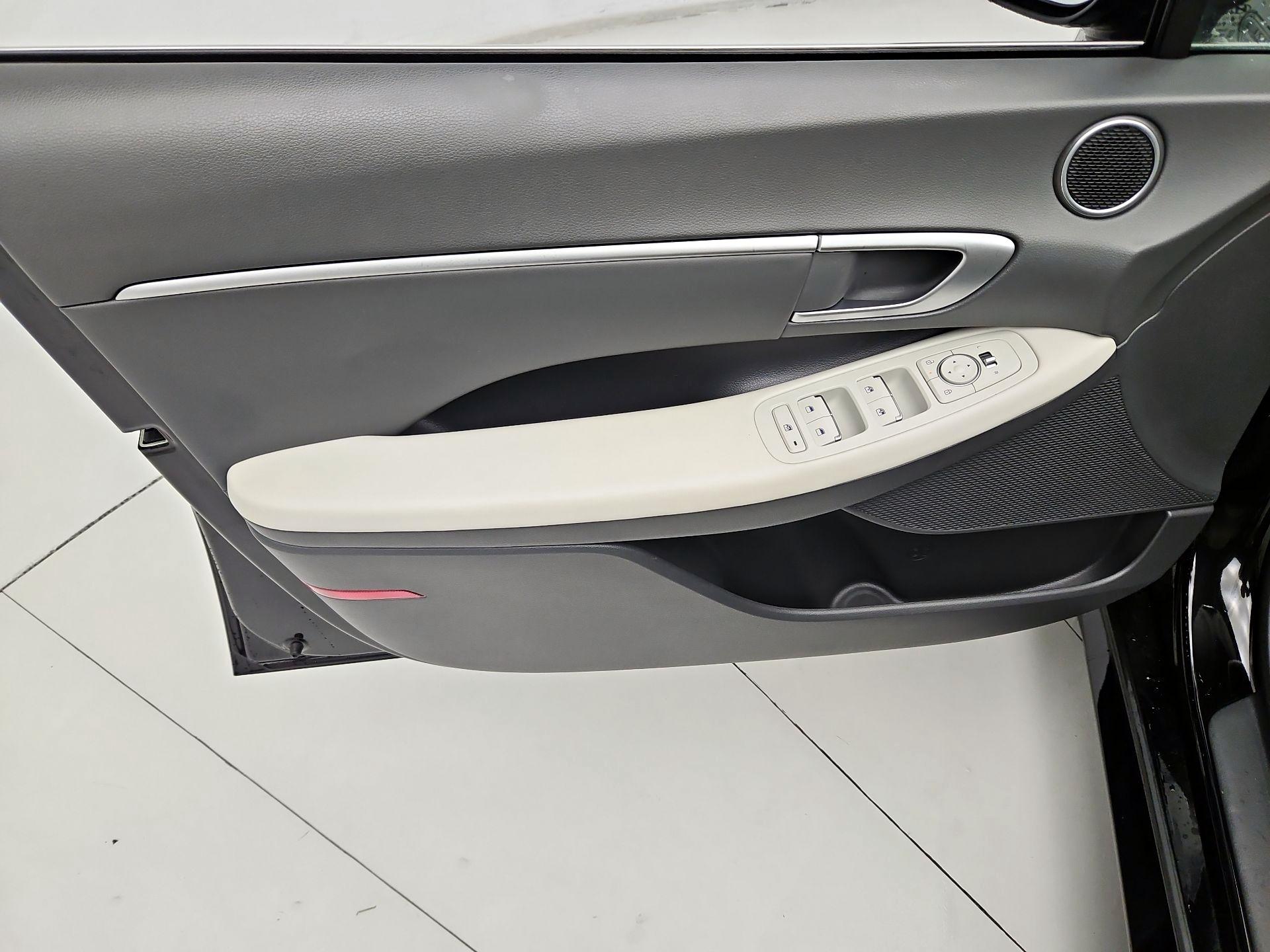 Thumbnail: 2024 Hyundai Sonata - 12