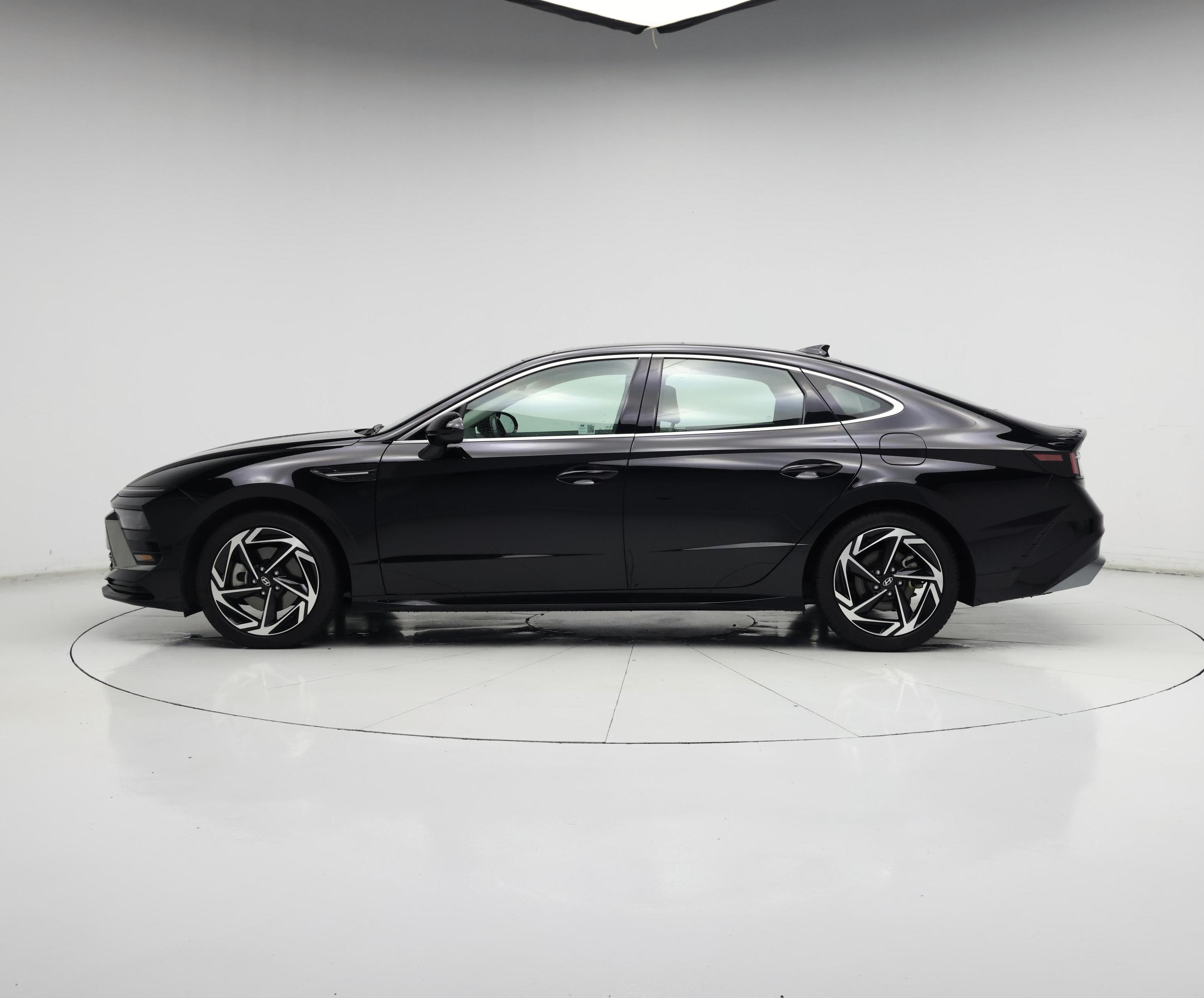 Thumbnail: 2024 Hyundai Sonata - 3