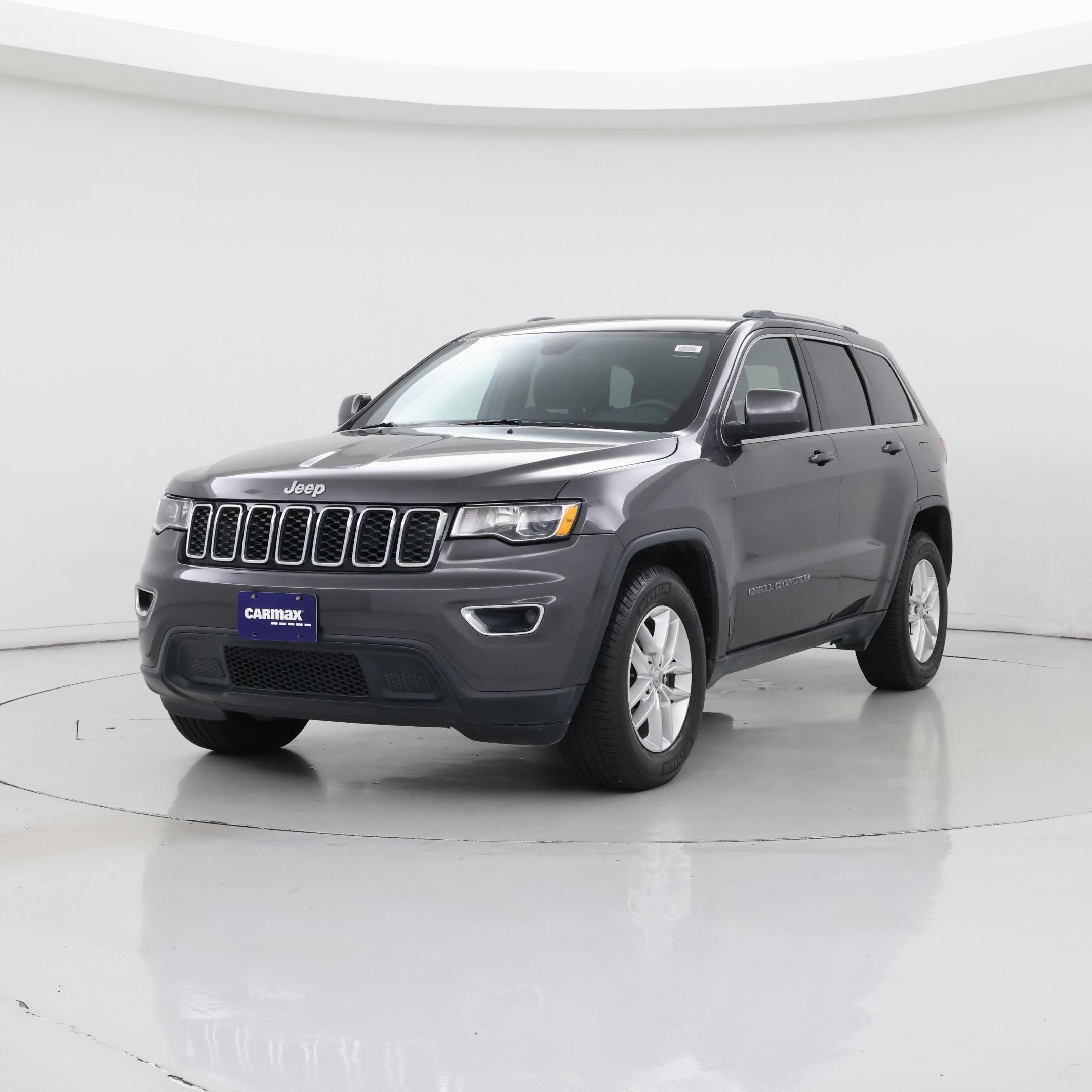 Thumbnail: 2017 Jeep Grand Cherokee - 4