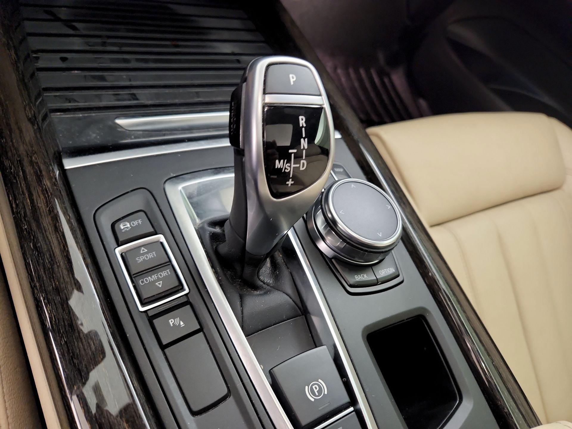 Thumbnail: 2018 BMW X5 - 18