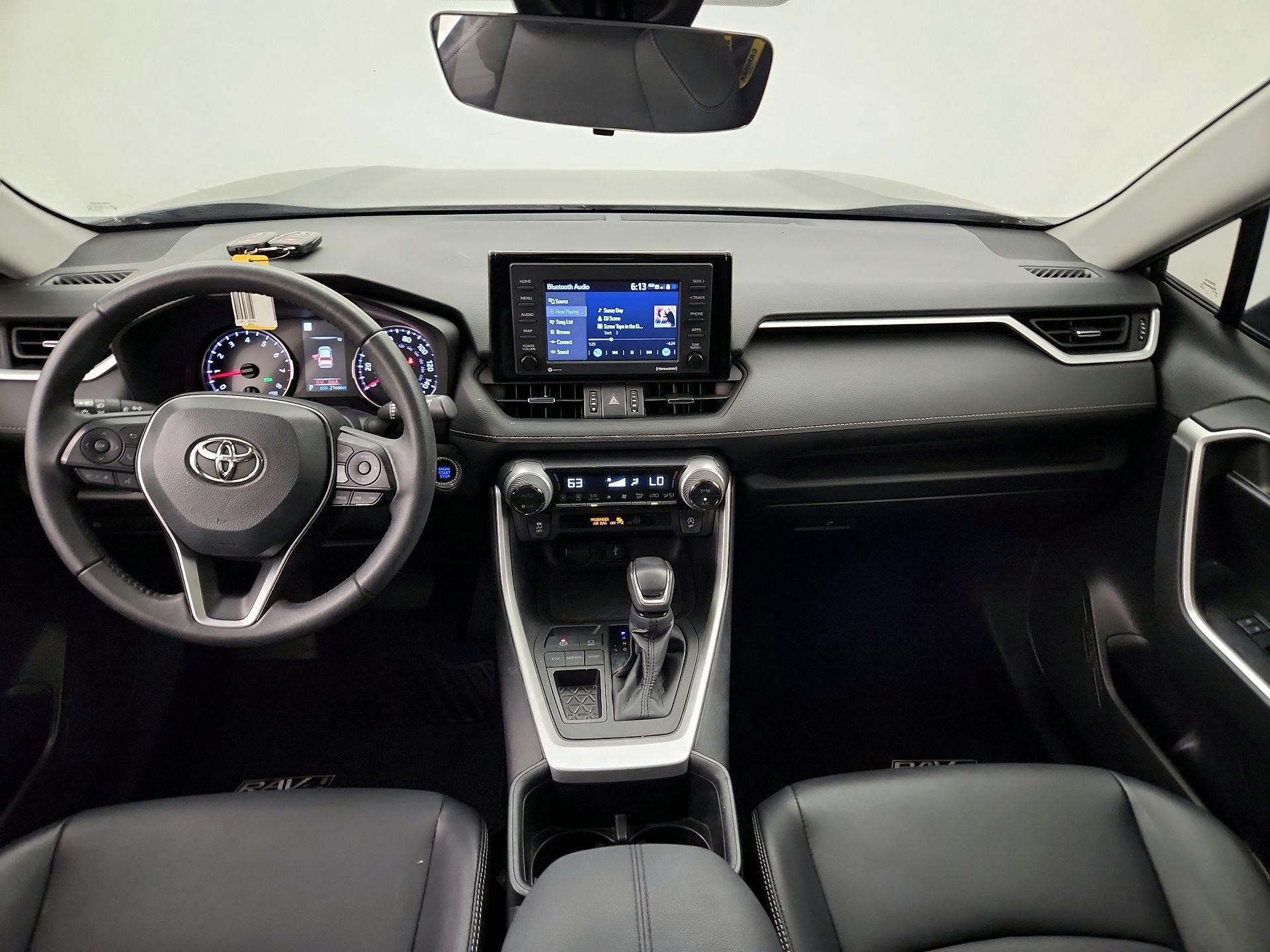 Thumbnail: 2022 Toyota RAV4 - 9