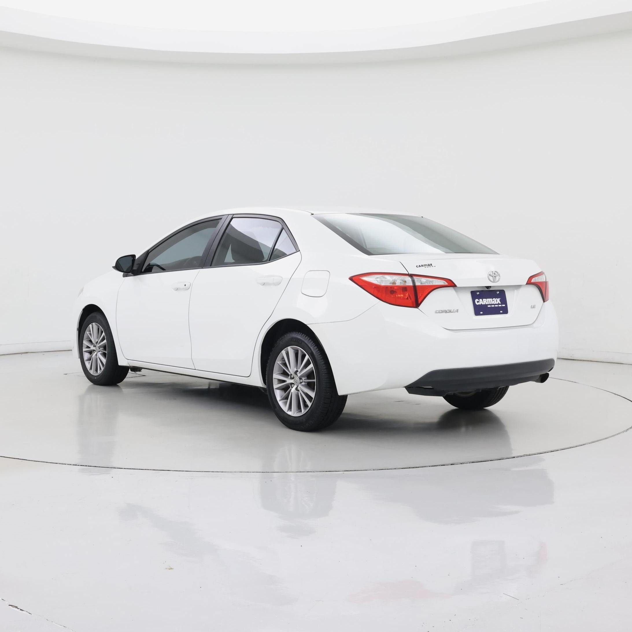Thumbnail: 2015 Toyota Corolla - 2