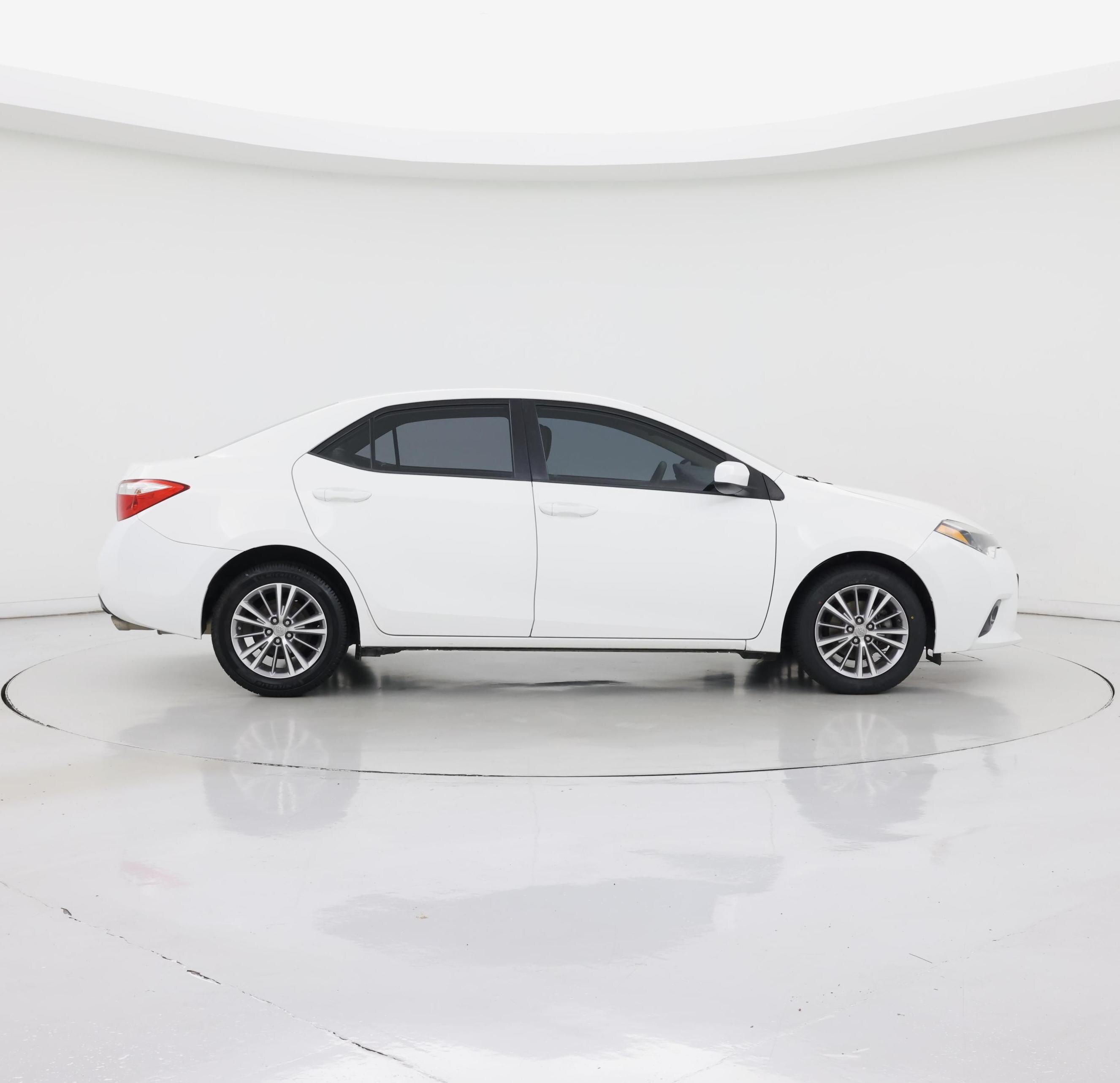 Thumbnail: 2015 Toyota Corolla - 7