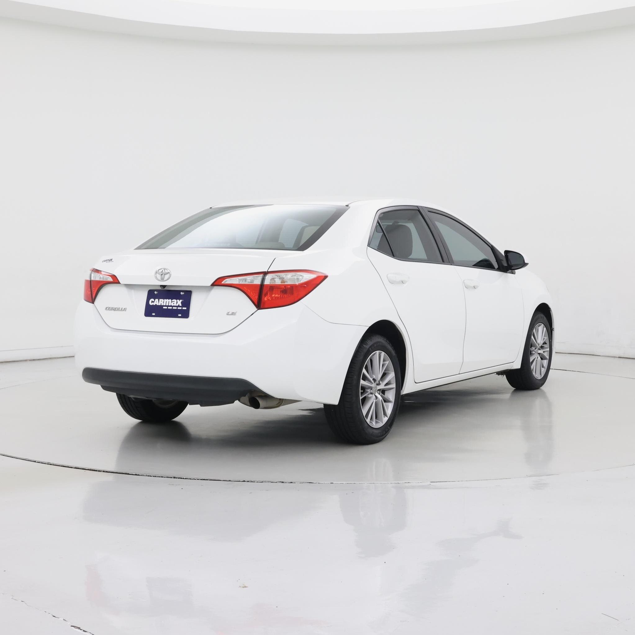 Thumbnail: 2015 Toyota Corolla - 8