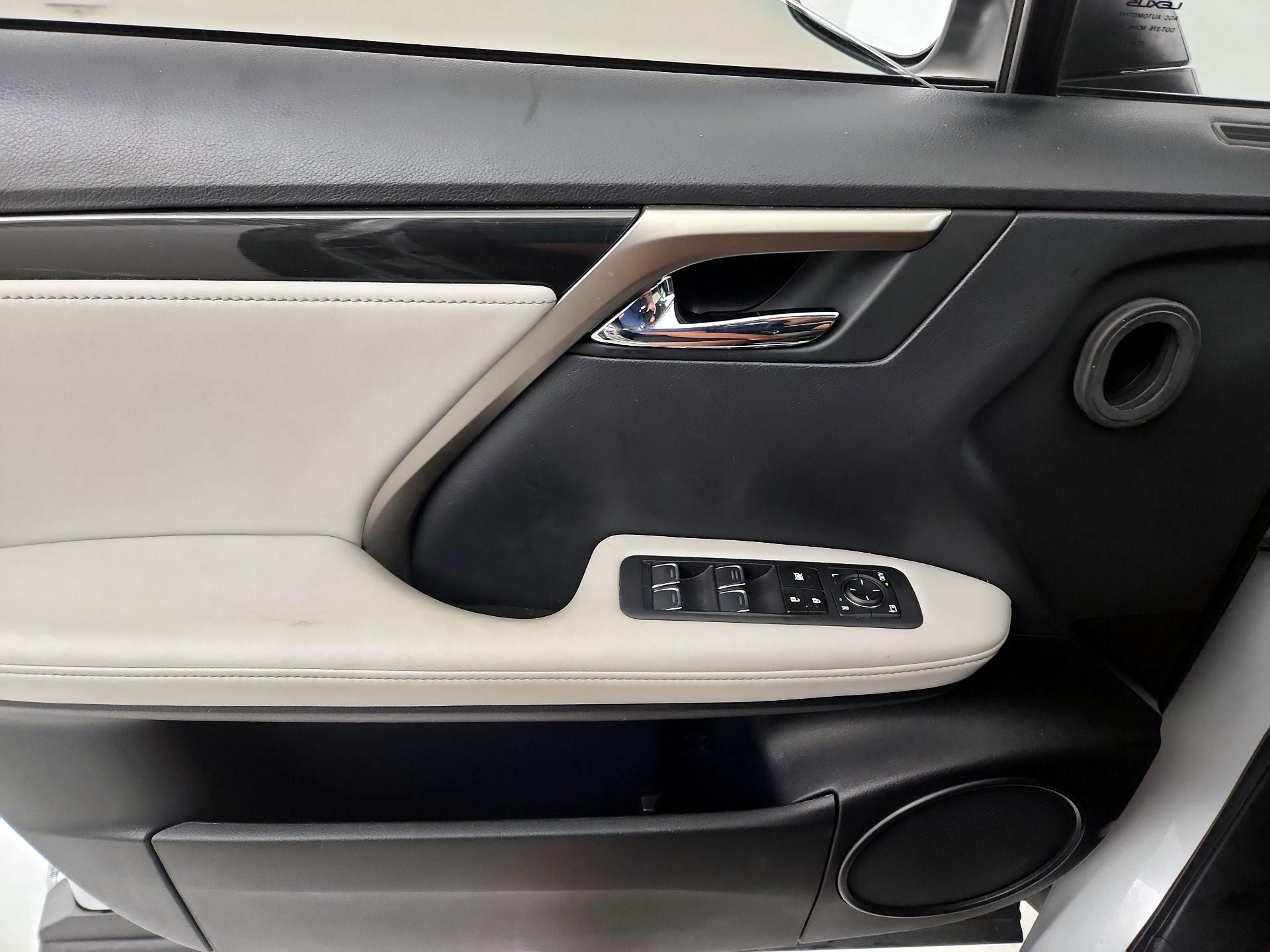 Thumbnail: 2019 Lexus RX - 12