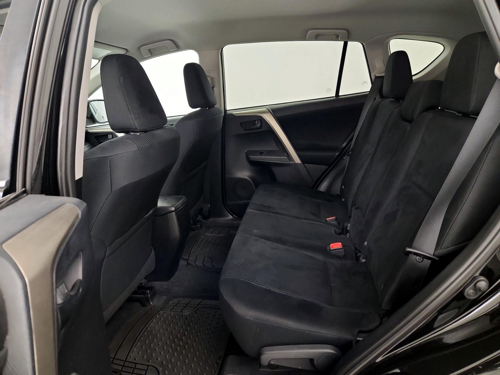 Thumbnail: 2014 Toyota RAV4 - 19