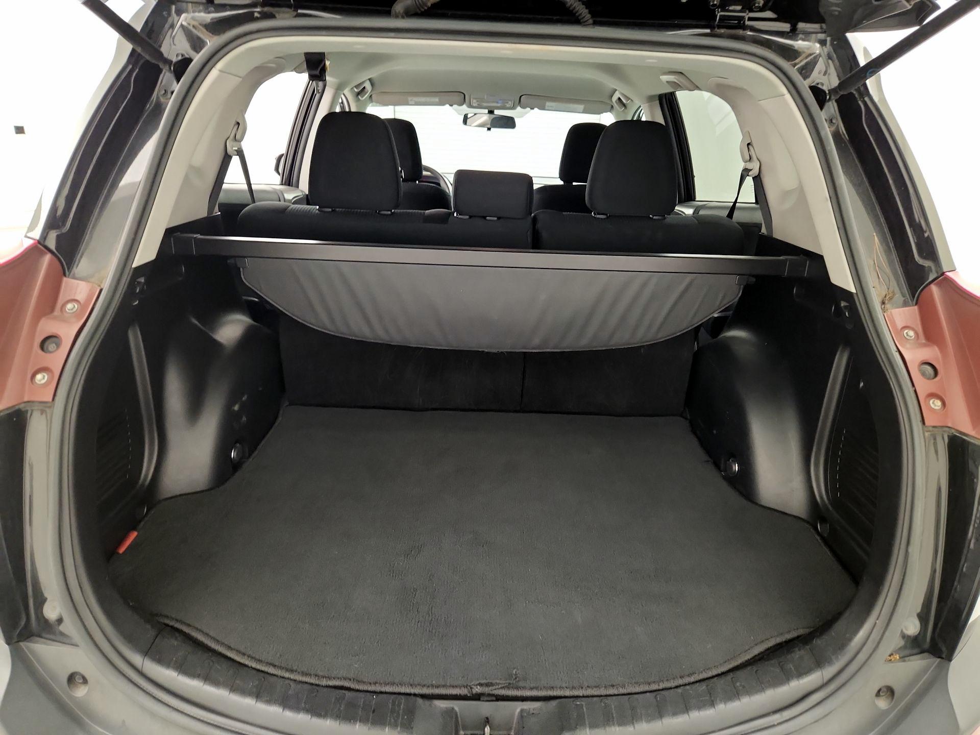 Thumbnail: 2014 Toyota RAV4 - 20