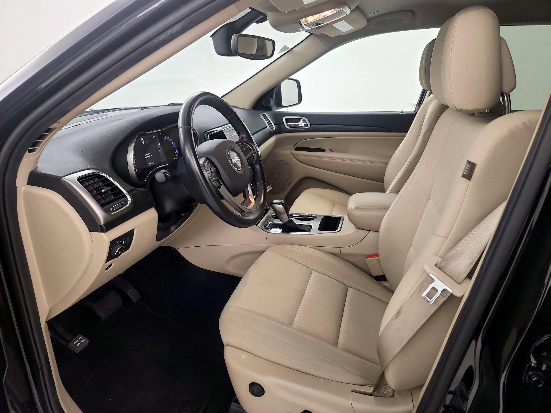 Thumbnail: 2022 Jeep Grand Cherokee - 11