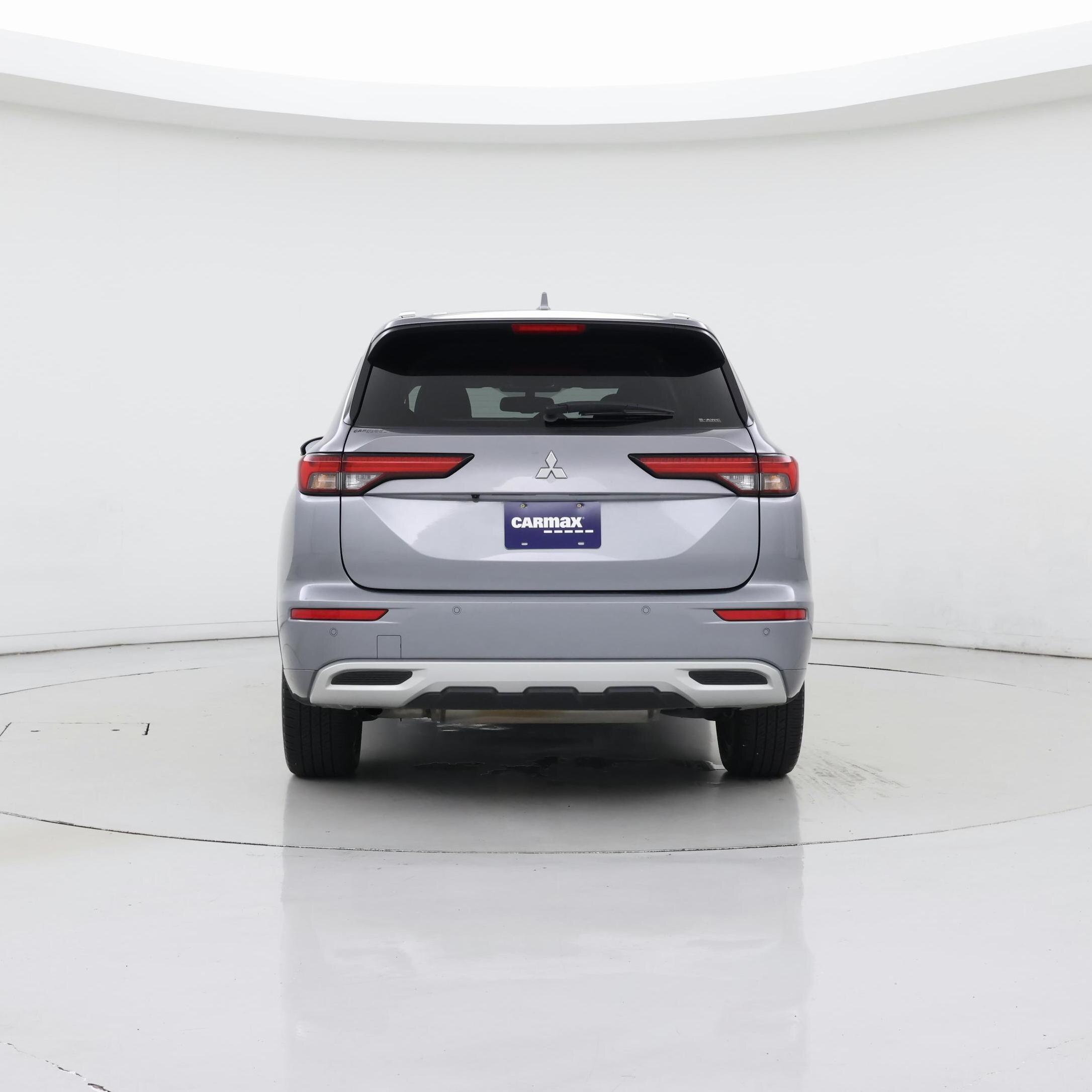 Thumbnail: 2022 Mitsubishi Outlander - 6