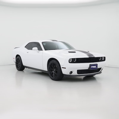White 2019 Dodge Challenger SXT