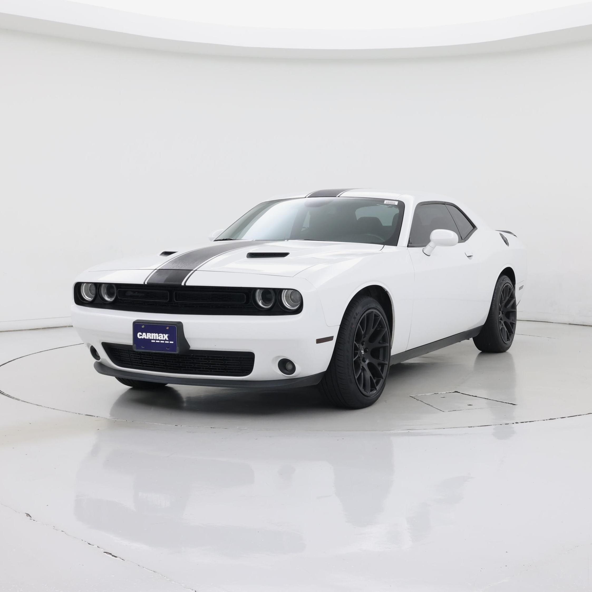 Thumbnail: 2019 Dodge Challenger - 4