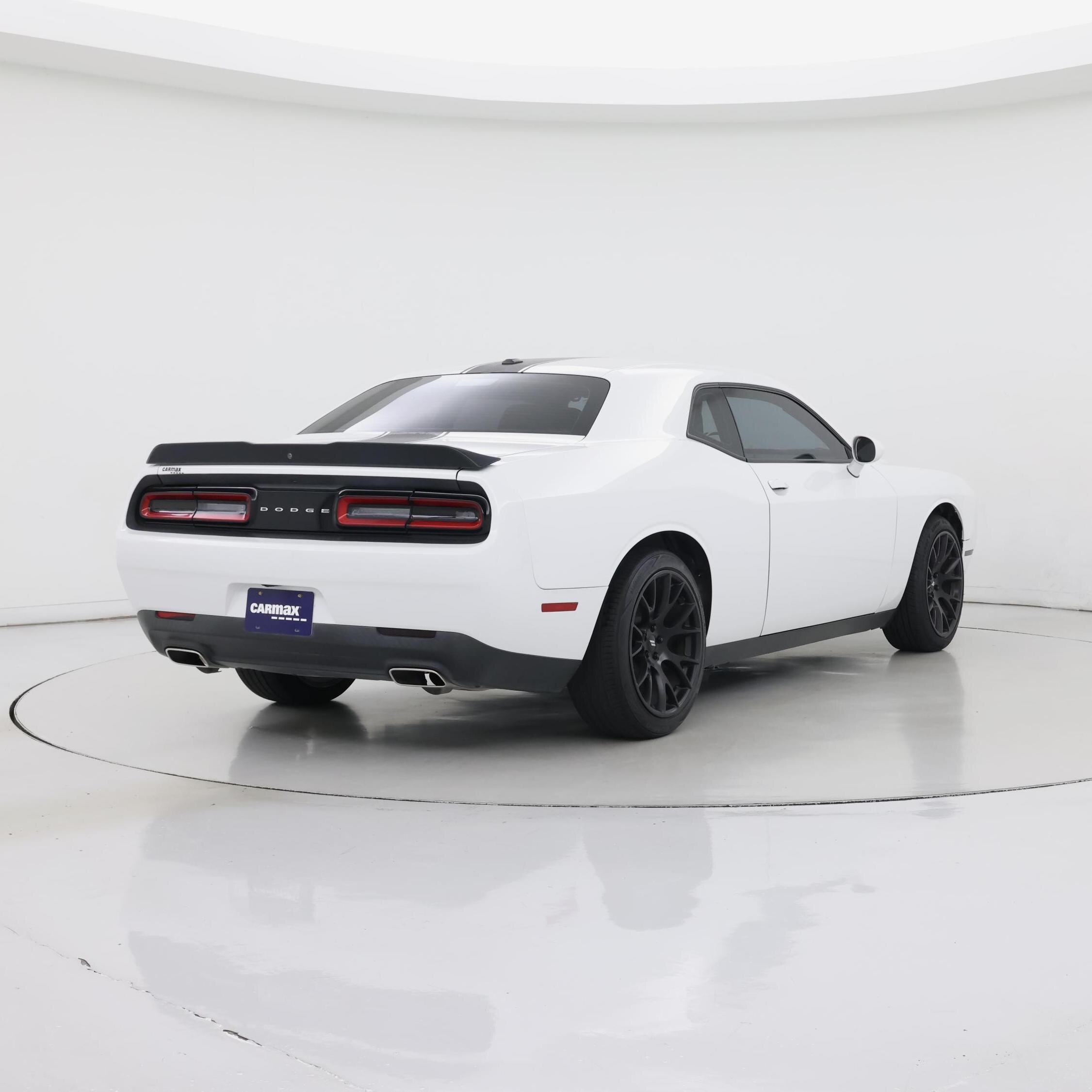 Thumbnail: 2019 Dodge Challenger - 8