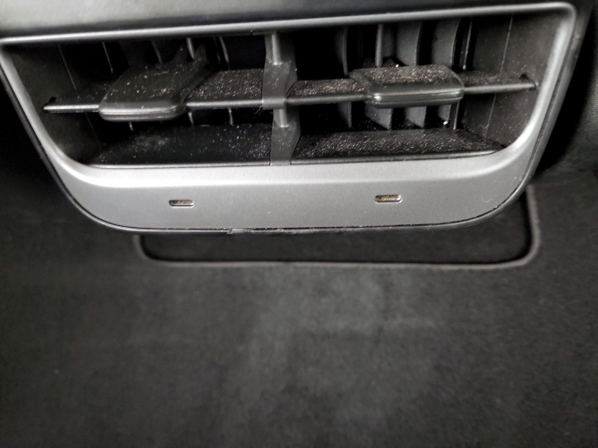 Thumbnail: 2022 Tesla Model 3 - 19