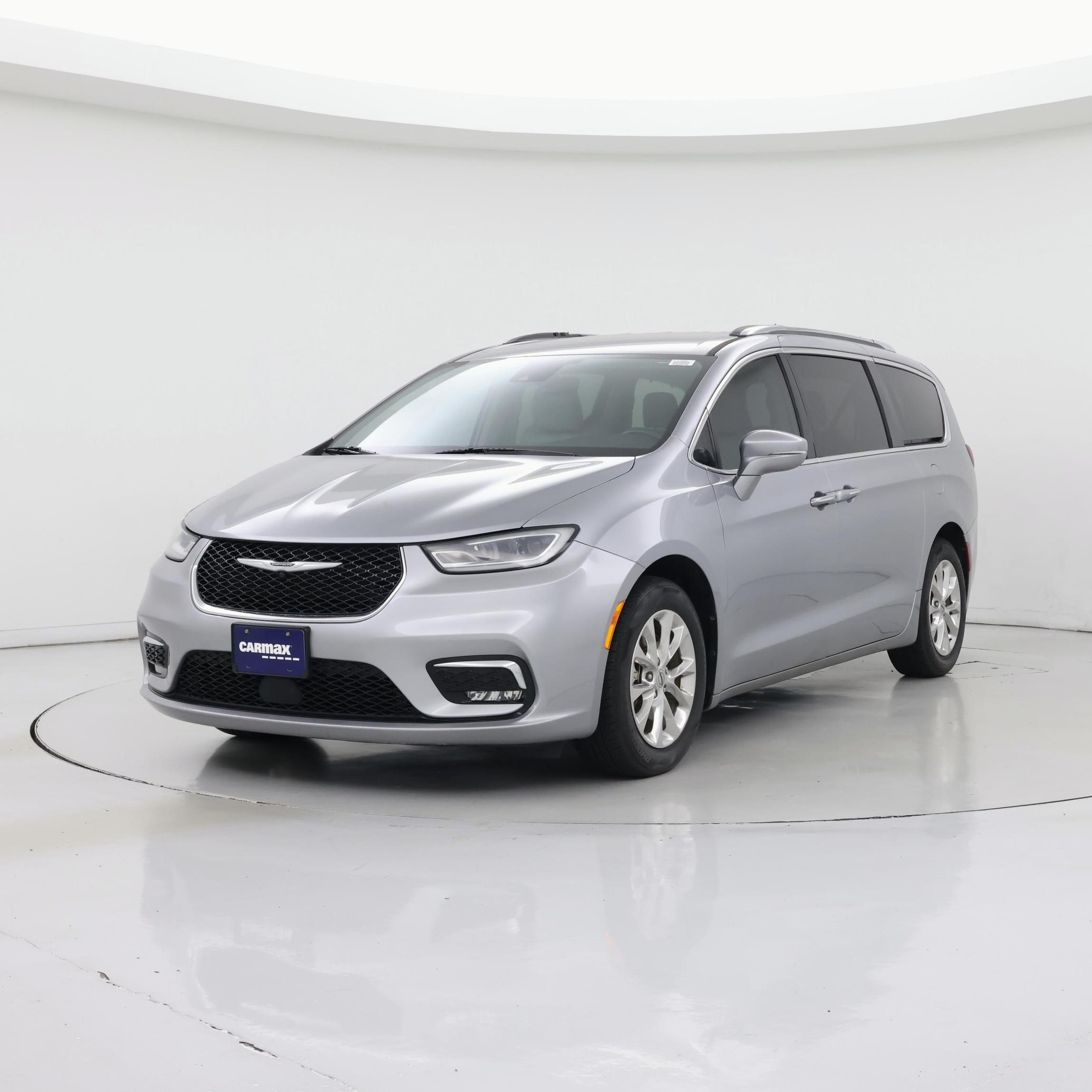 Thumbnail: 2021 Chrysler Pacifica - 4