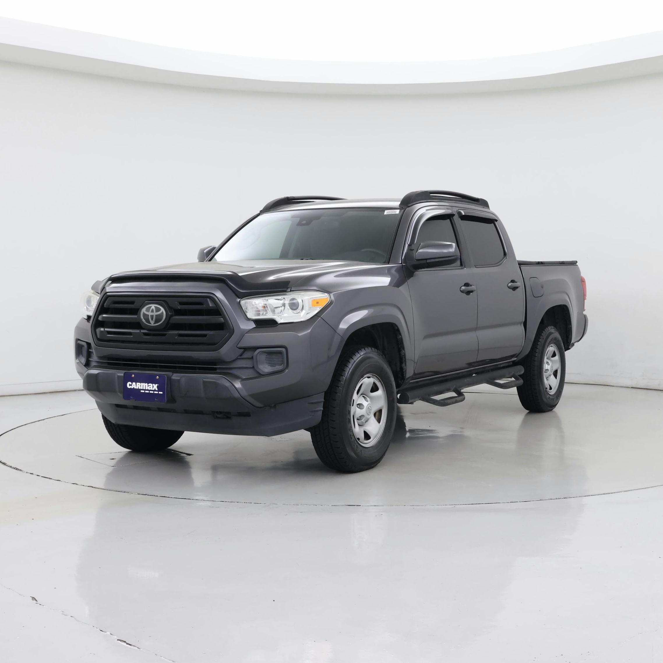 Thumbnail: 2018 Toyota Tacoma - 4
