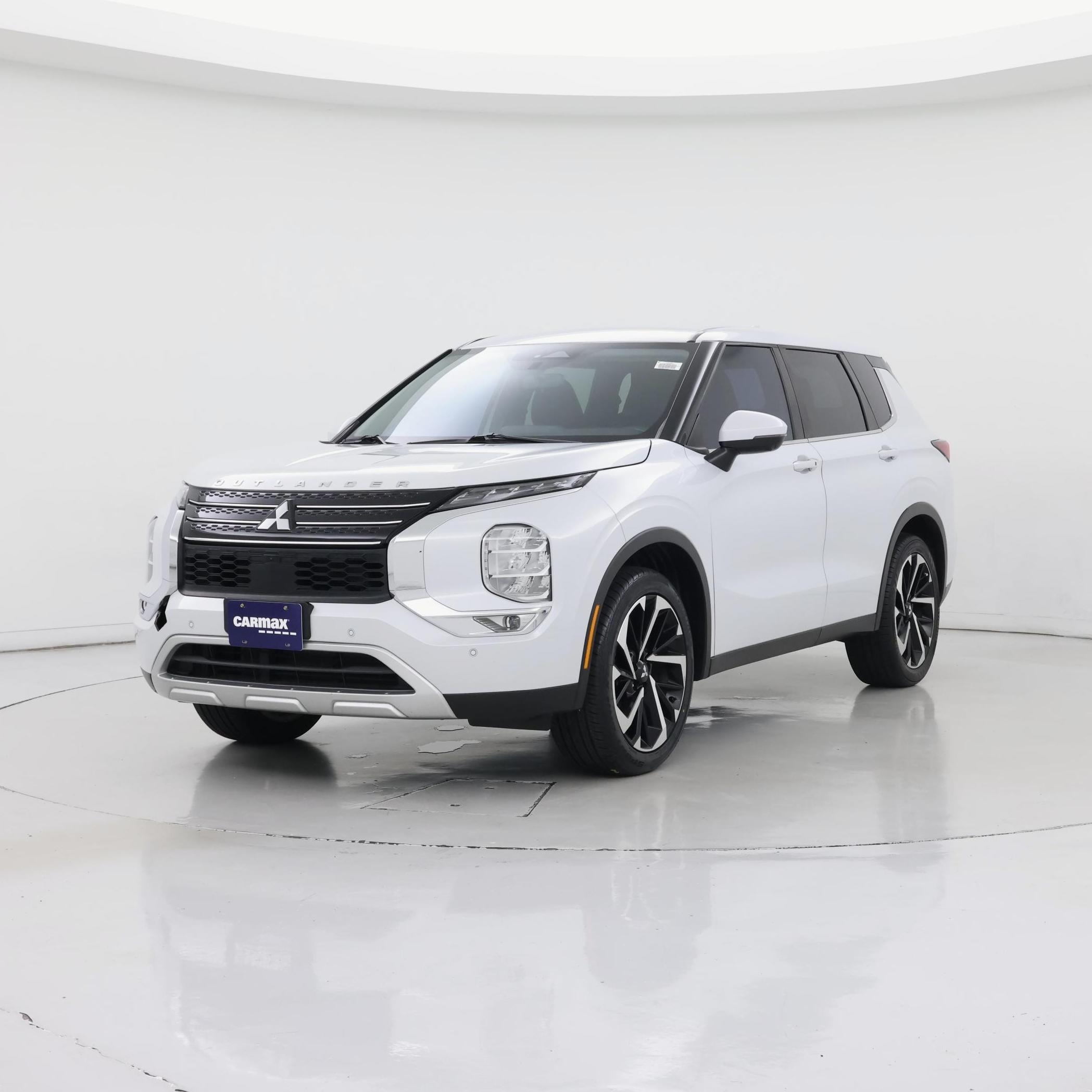 Thumbnail: 2022 Mitsubishi Outlander - 4