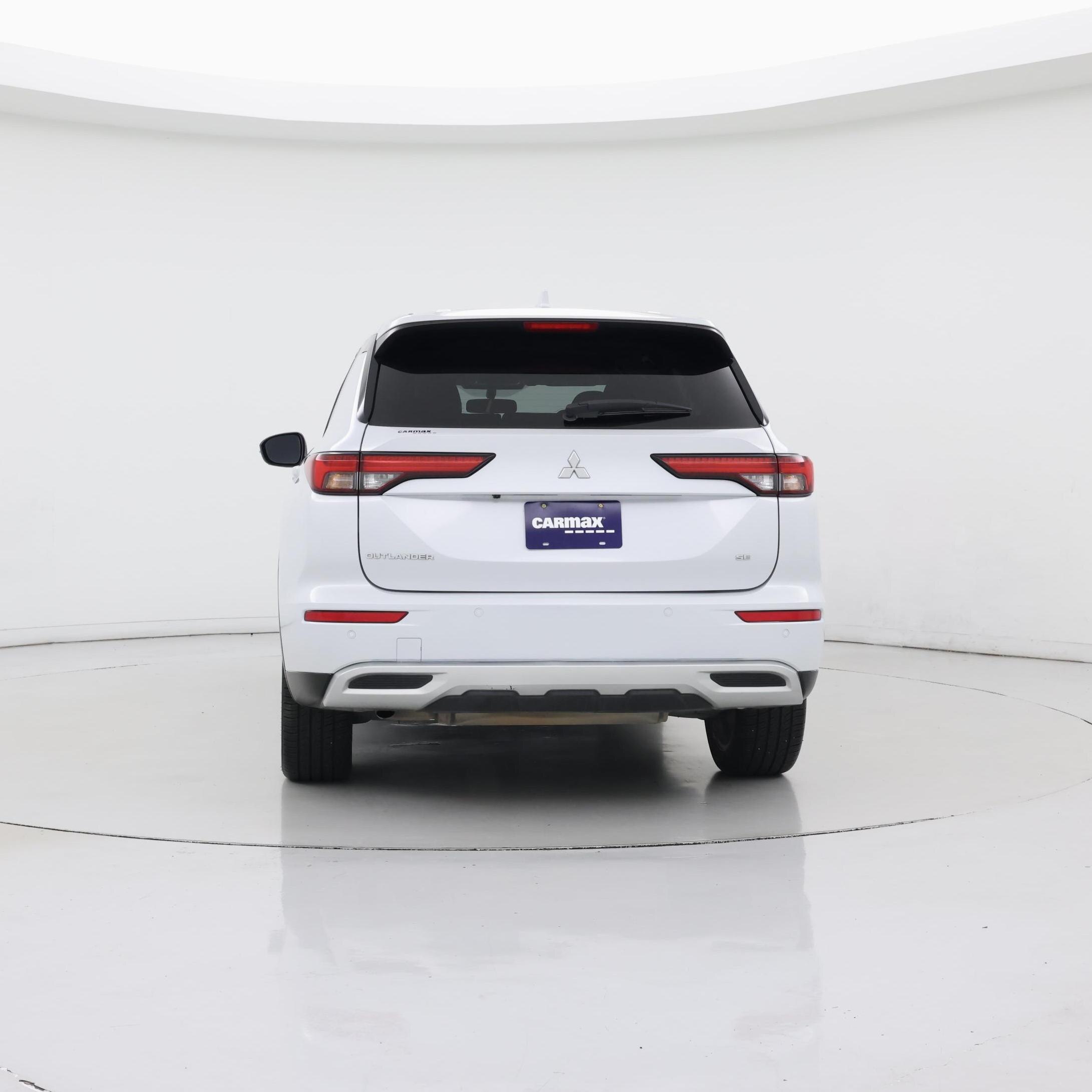 Thumbnail: 2022 Mitsubishi Outlander - 6